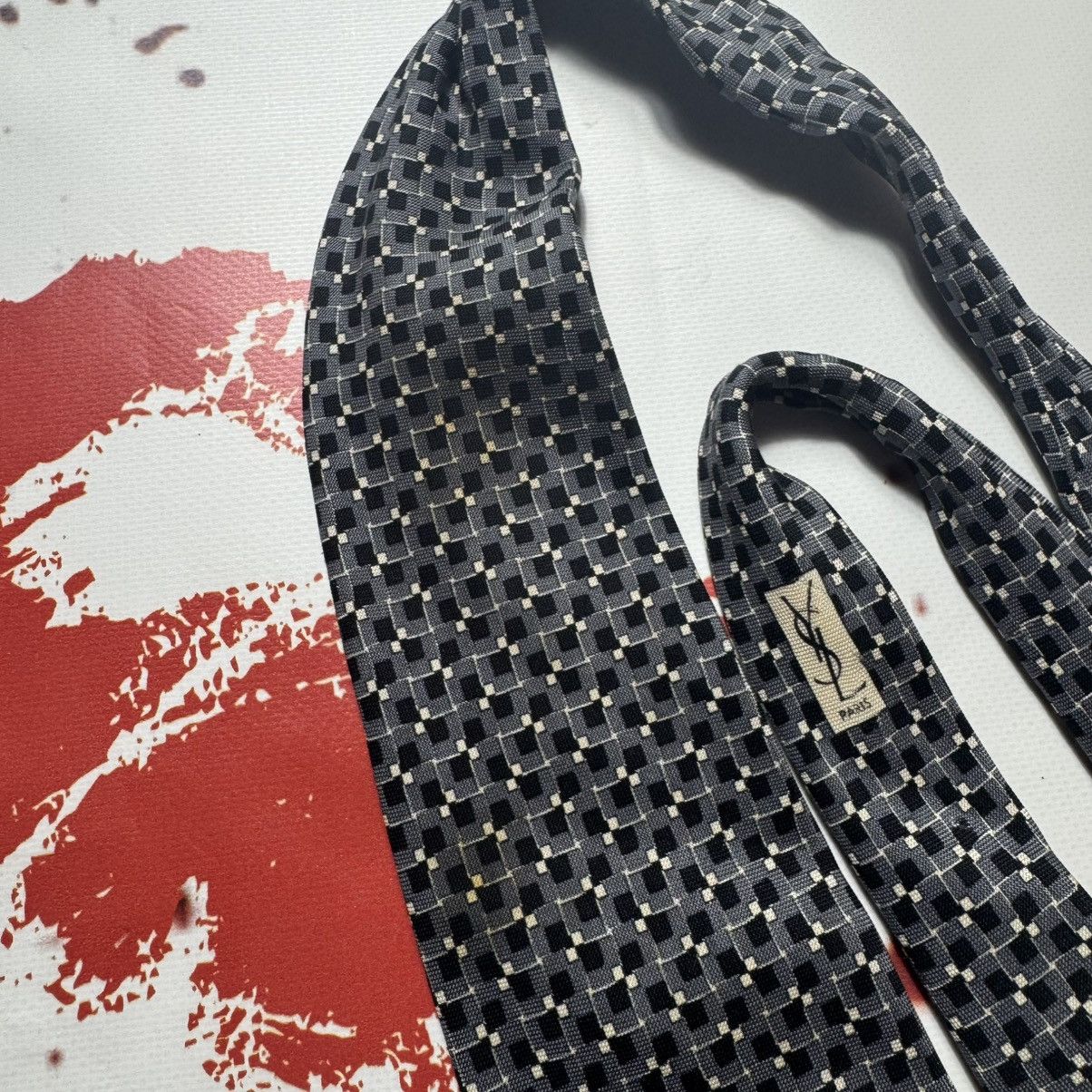 Yves Saint Laurent vintage 90s yves saint laurent big logo tie Size ONE SIZE - 3 Thumbnail