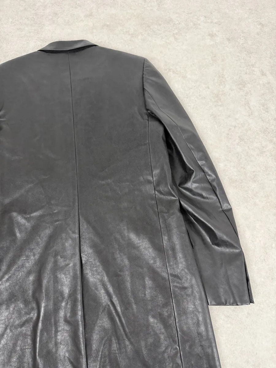 Dior AW2003 Dior PVC Black Luster Obscure Trench Coat by Hedi Slimane Size US M / EU 48-50 / 2 - 8 Thumbnail