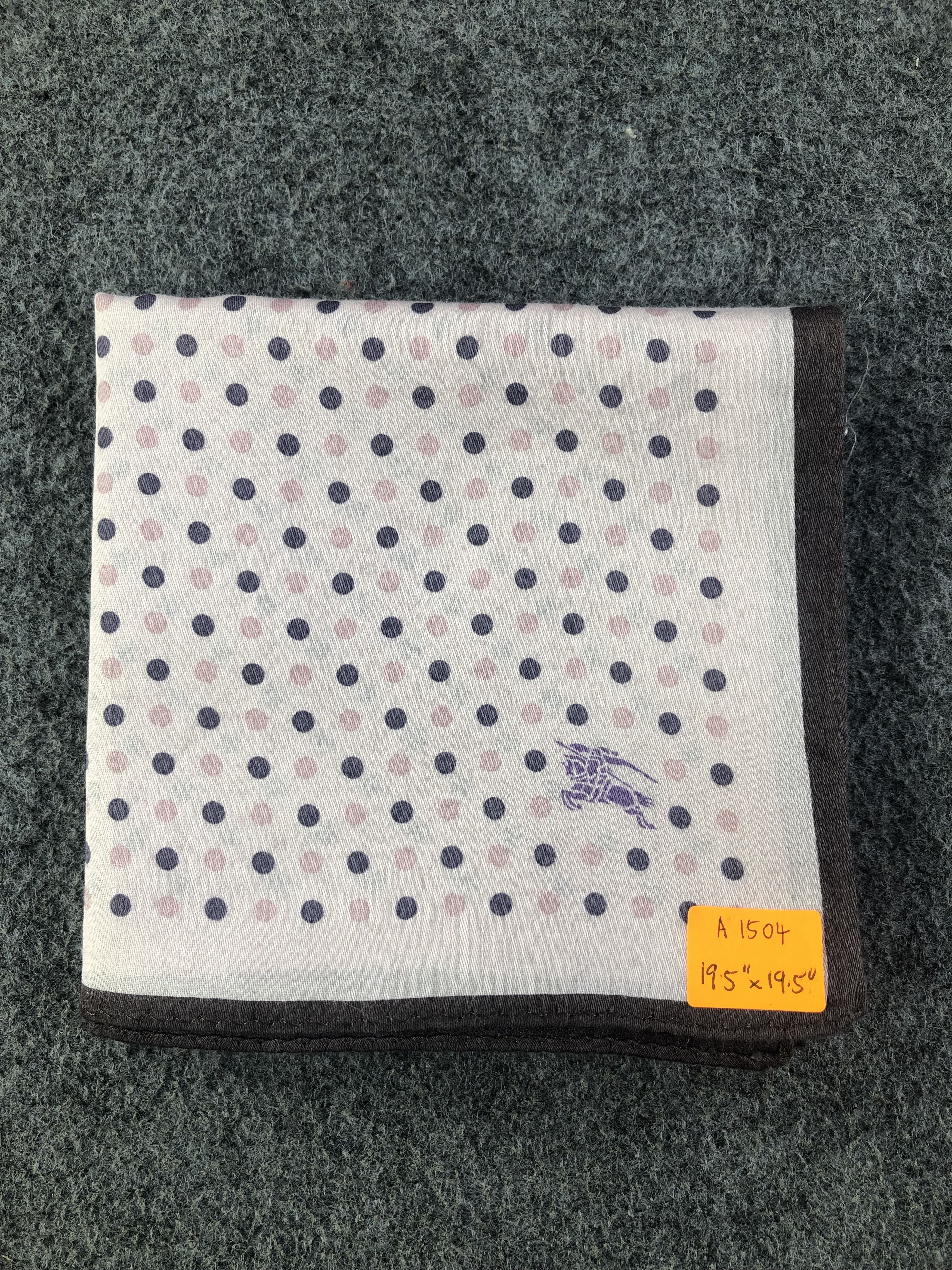 Burberry Burberry Handkerchief / Bandana / Neckerchief Size ONE SIZE - 6 Thumbnail