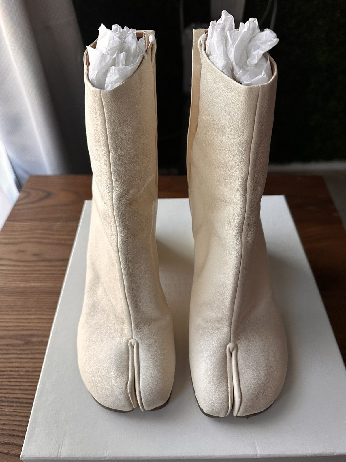 Maison Margiela Maison Margiela Mid Heel Tabi Size US 7 / IT 37 - 2 Thumbnail