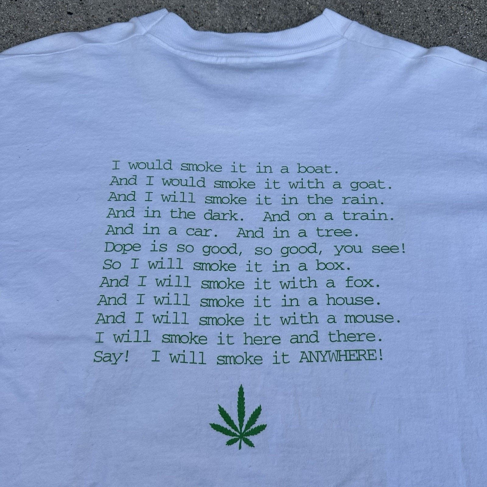 Vintage Vintage 1996 Dr. Seuss Hash Bash Weed Smoking Parody T-Shirt Size US XL / EU 56 / 4 - 2 Thumbnail