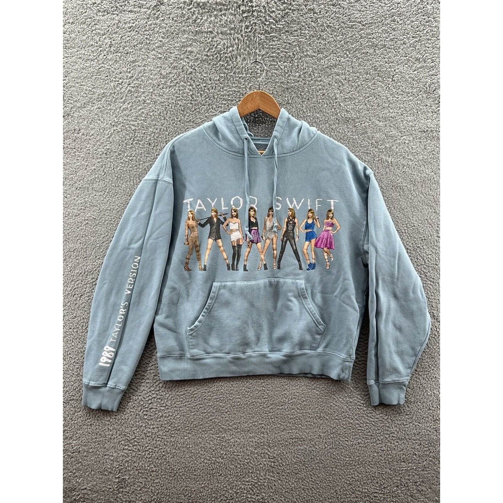 Other Taylor Swift 1989 Taylor’s Version Eras Blue Hoodie Size XL / US 12-14 / IT 48-50 - 1 Thumbnail