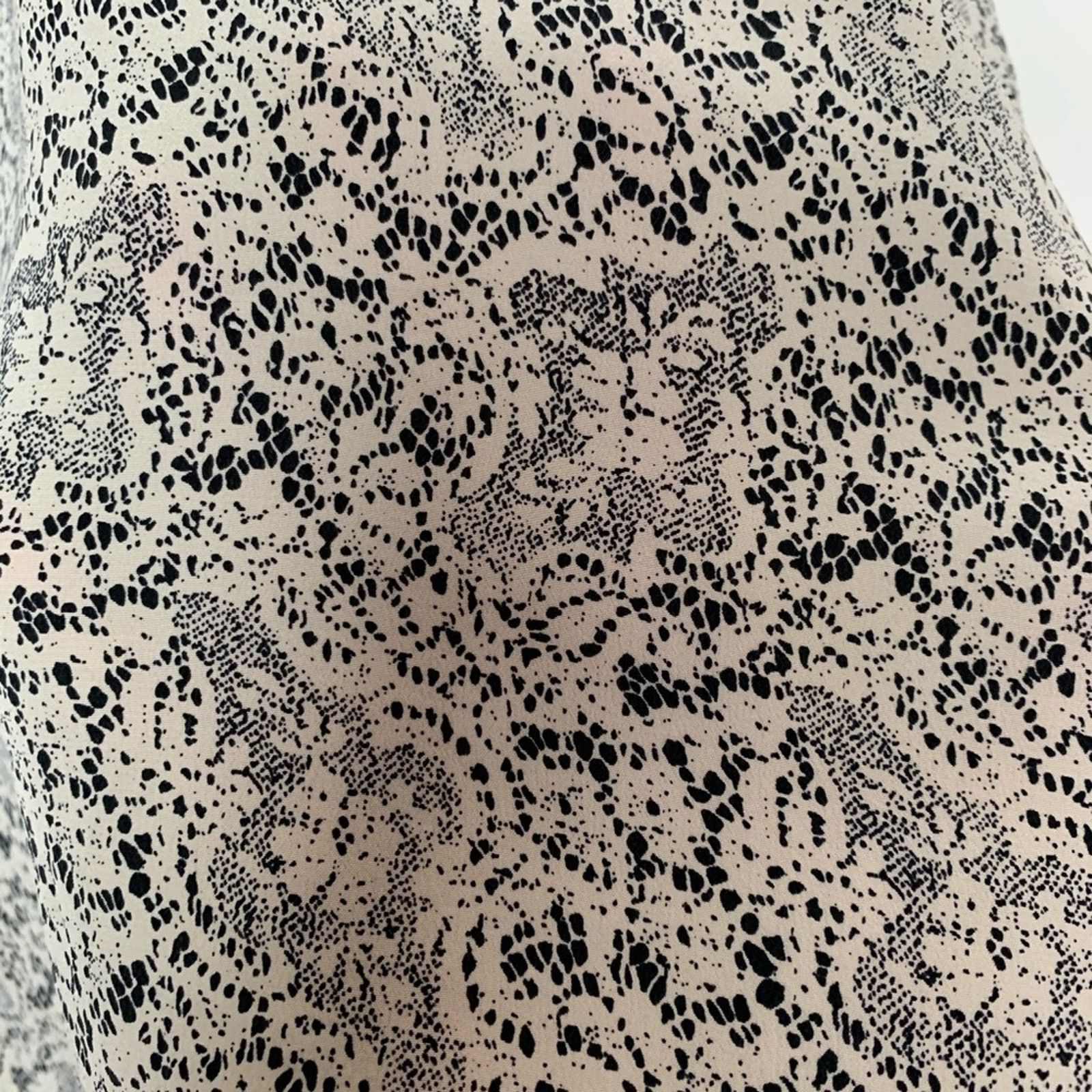 Vintage Vintage Silk Lace Print Button Back Blouse Womens Size Small Size S / US 4 / IT 40 - 9 Thumbnail