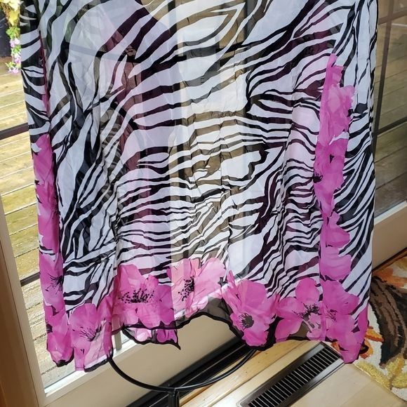Laura Ashley Laura Ashley 100% Silk Floral Fantasy Sz. L Jacket Size L / US 10 / IT 46 - 6 Thumbnail