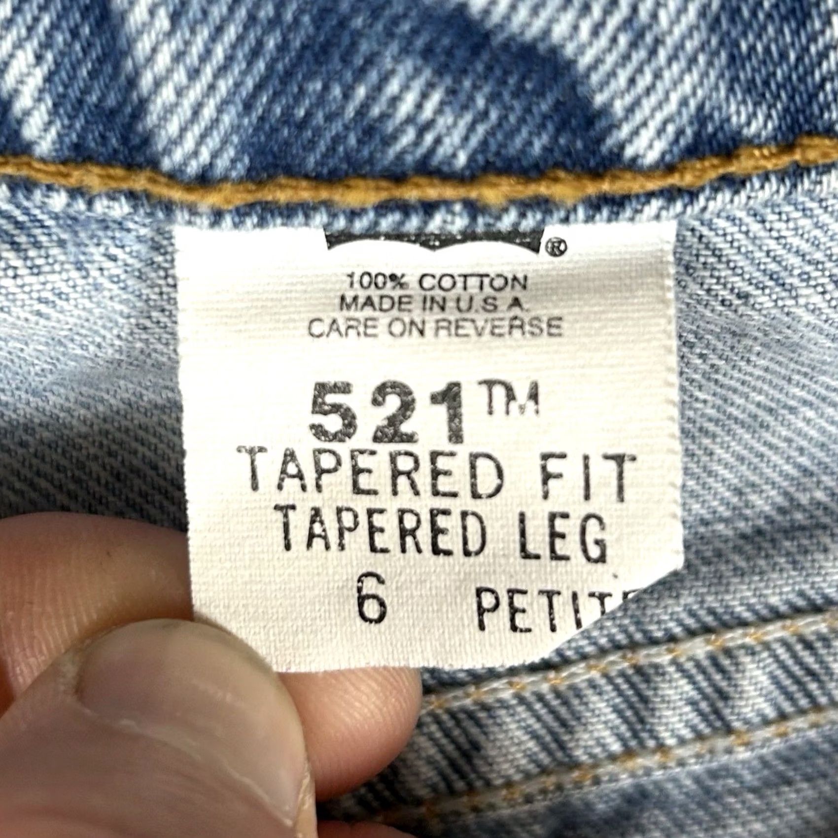 Levi's VINTAGE Levi's 521 Jeans Womens 6P Tapered Fit Light Wash Denim 90's Made in USA Size 28" / US 6 / IT 42 - 6 Thumbnail