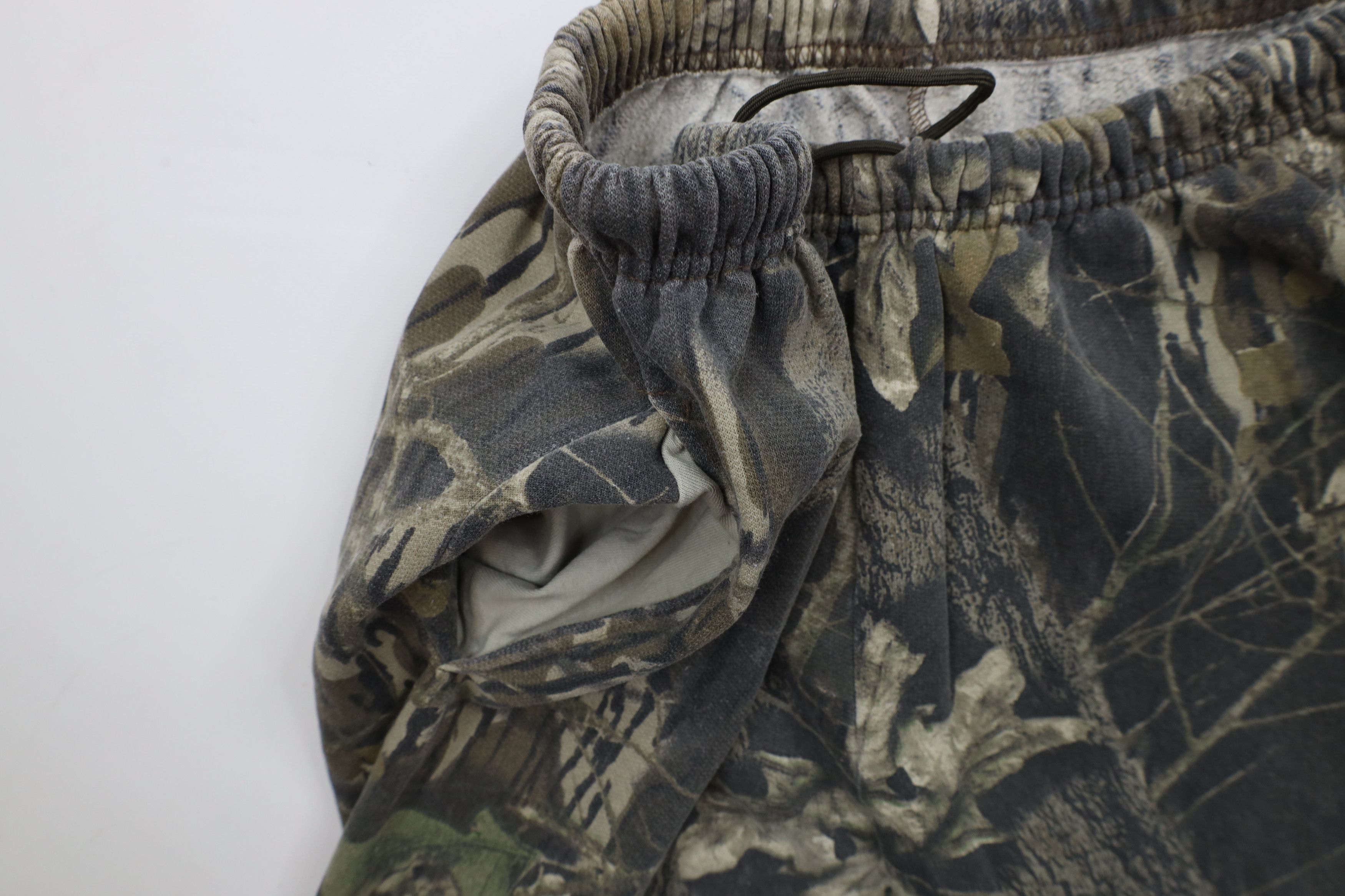 Vintage Vintage 90s Streetwear Mossy Camouflage Sweatpants Joggers Size US 36 / EU 52 - 7 Thumbnail