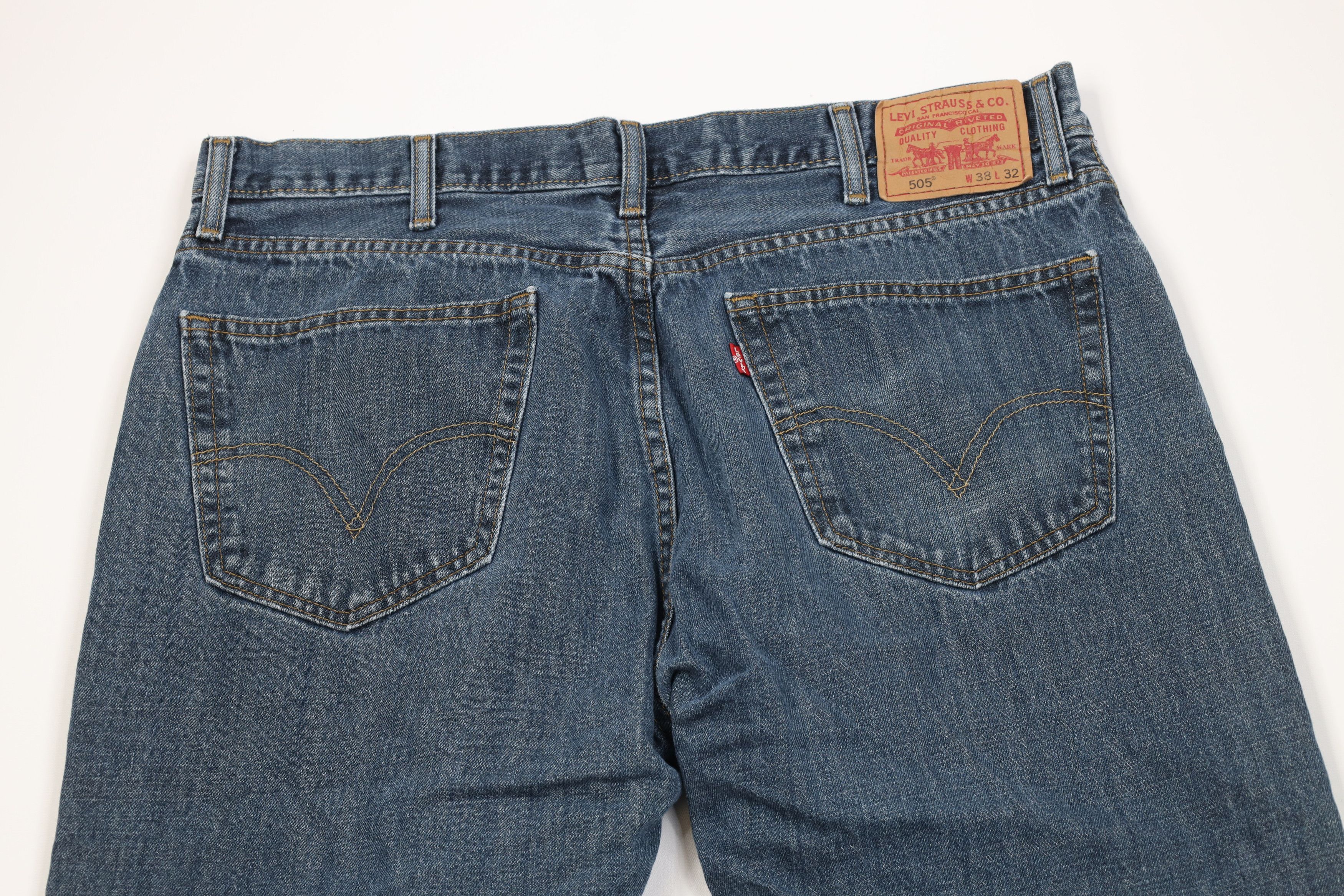 Levi's Vintage Y2K Levis 505 Regular Fit Straight Leg Denim Jeans Size US 38 / EU 54 - 11 Thumbnail