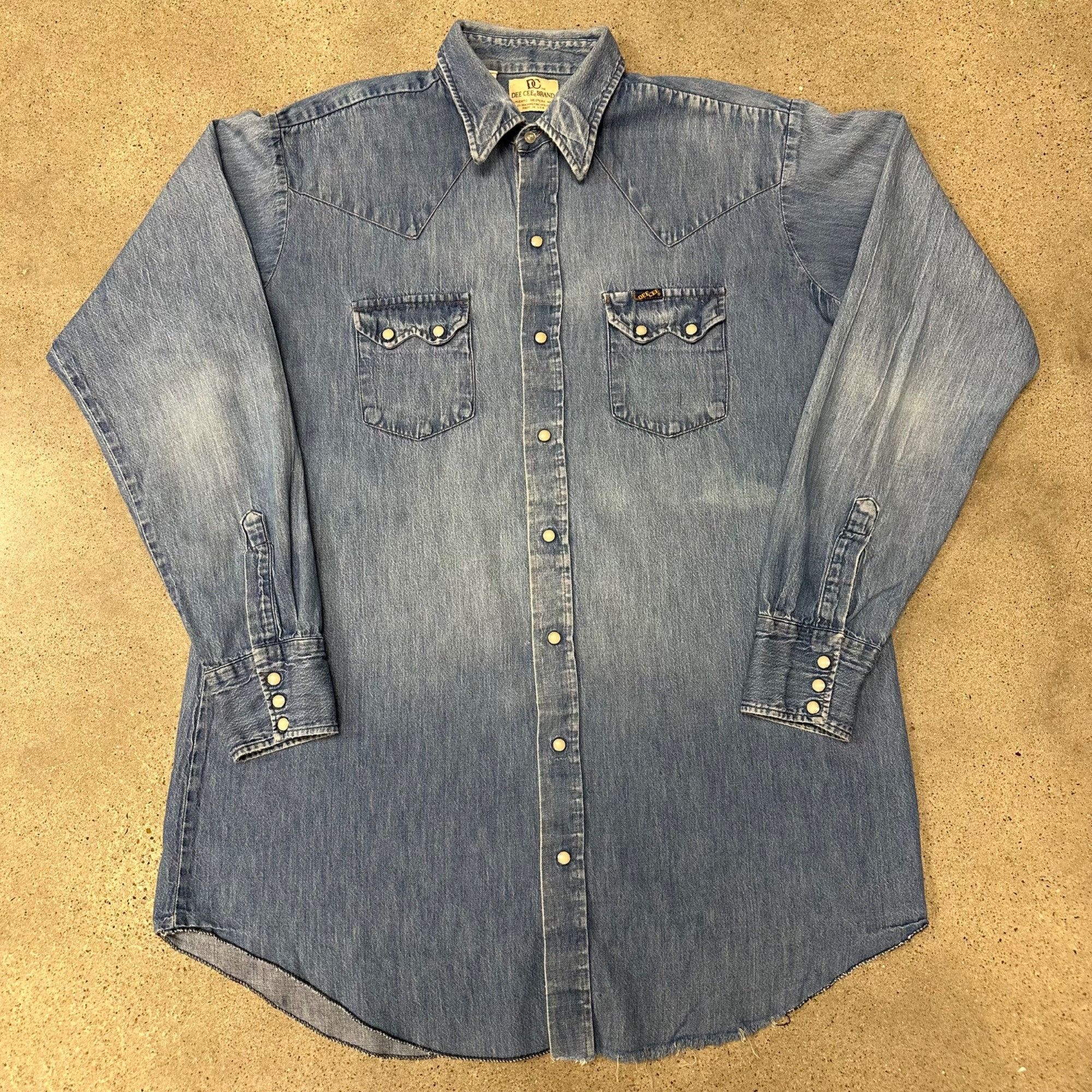 Vintage Vintage Dee Cee Denim Sawtooth Pocket Pearlsnap Western Shir Size US XXL / EU 58 / 5 - 1 Thumbnail