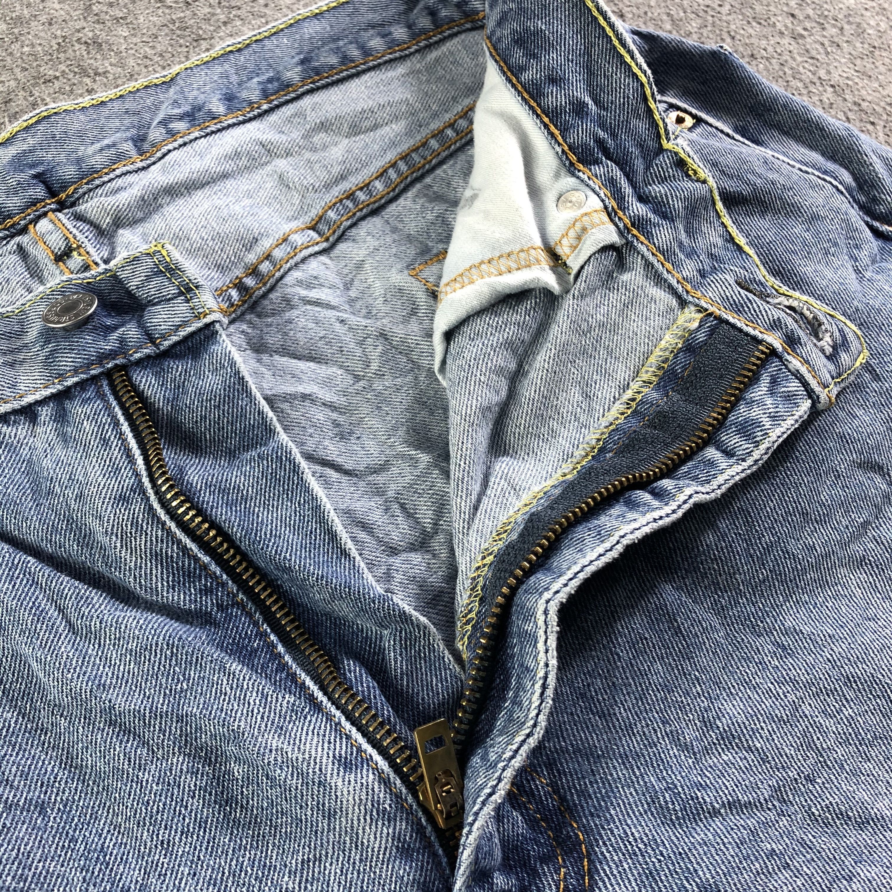 Levi's Vintage Blue Wash Levis 550 Jeans-J4357 Size US 35 - 7 Thumbnail