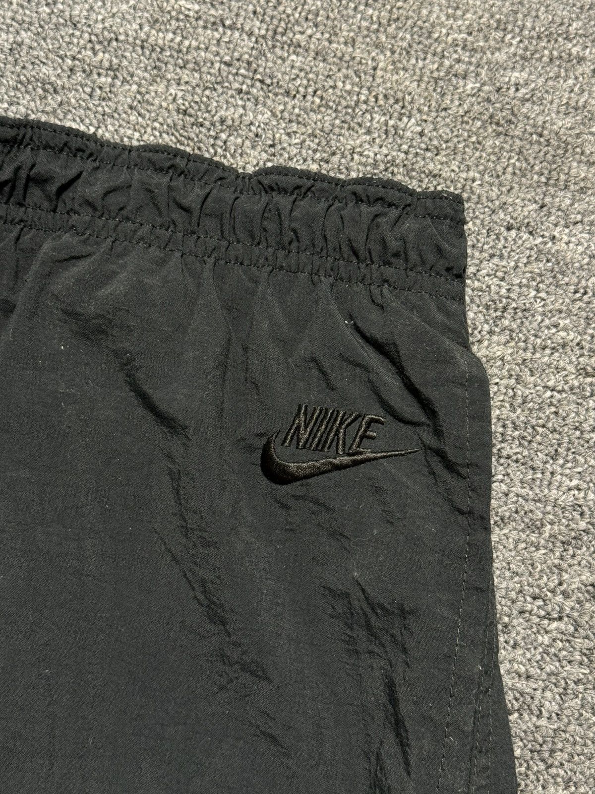 Nike Vintage Nike Challenge Court Nylon Track Pants Black Size XL Size US 38 / EU 54 - 4 Thumbnail