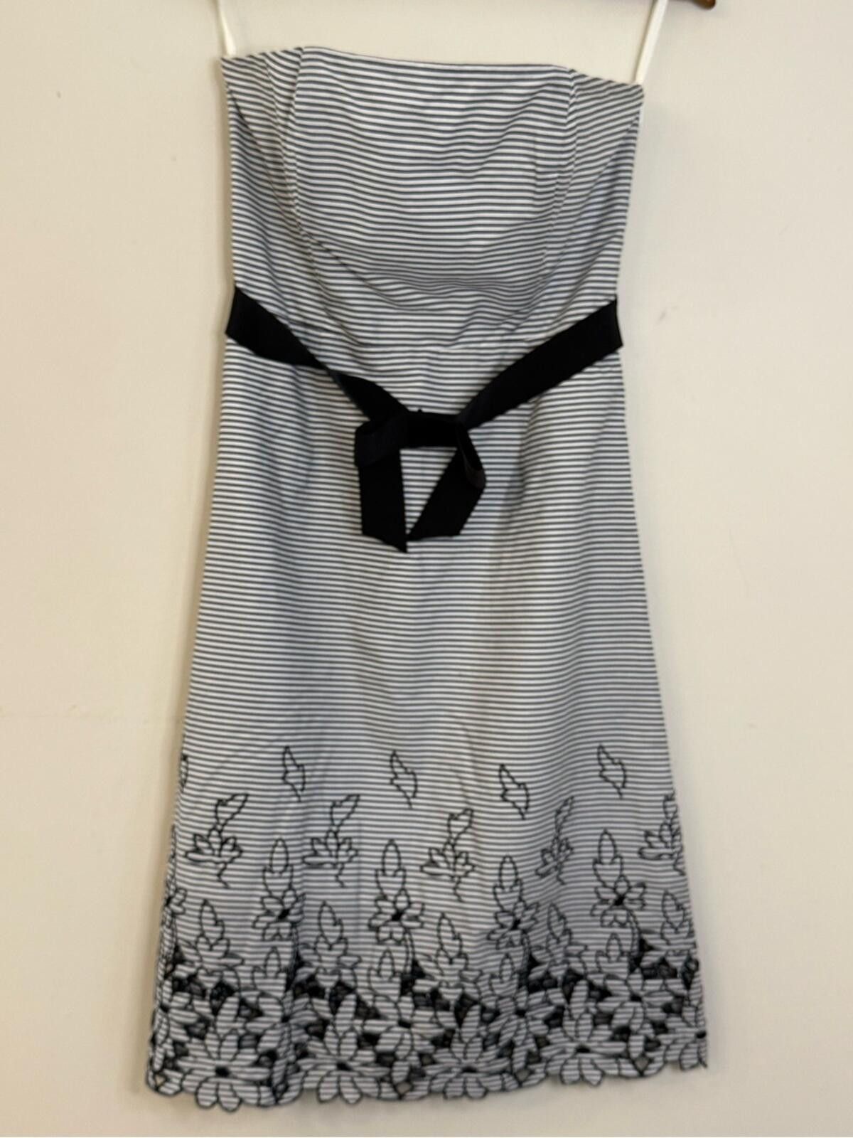 Tobias Birk Nielsen TiBi strapless dress floral lace striped gray white bow SZ 6 Size M / US 6-8 / IT 42-44 - 1 Thumbnail