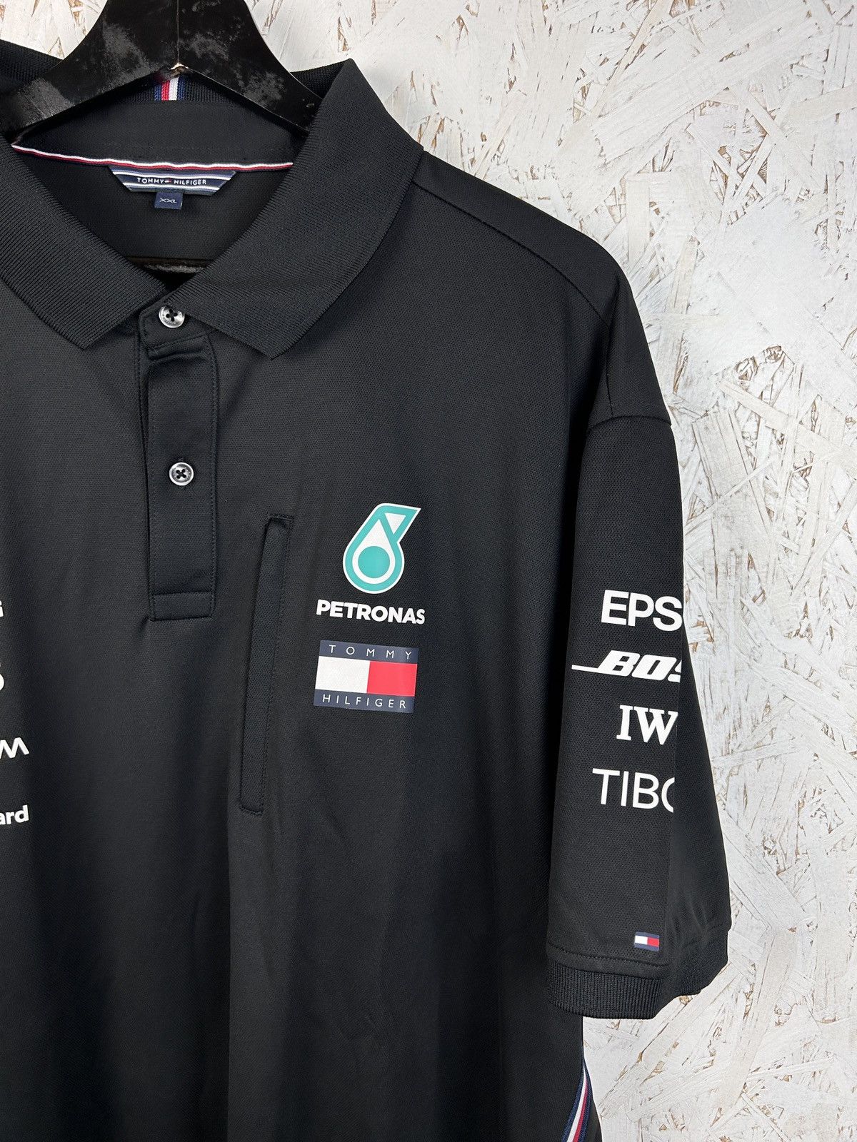Formula 1 Tommy Hilfiger Formula 1 Petronas Racing Sportswear Polo XXL Size US XXL / EU 58 / 5 - 2 Thumbnail