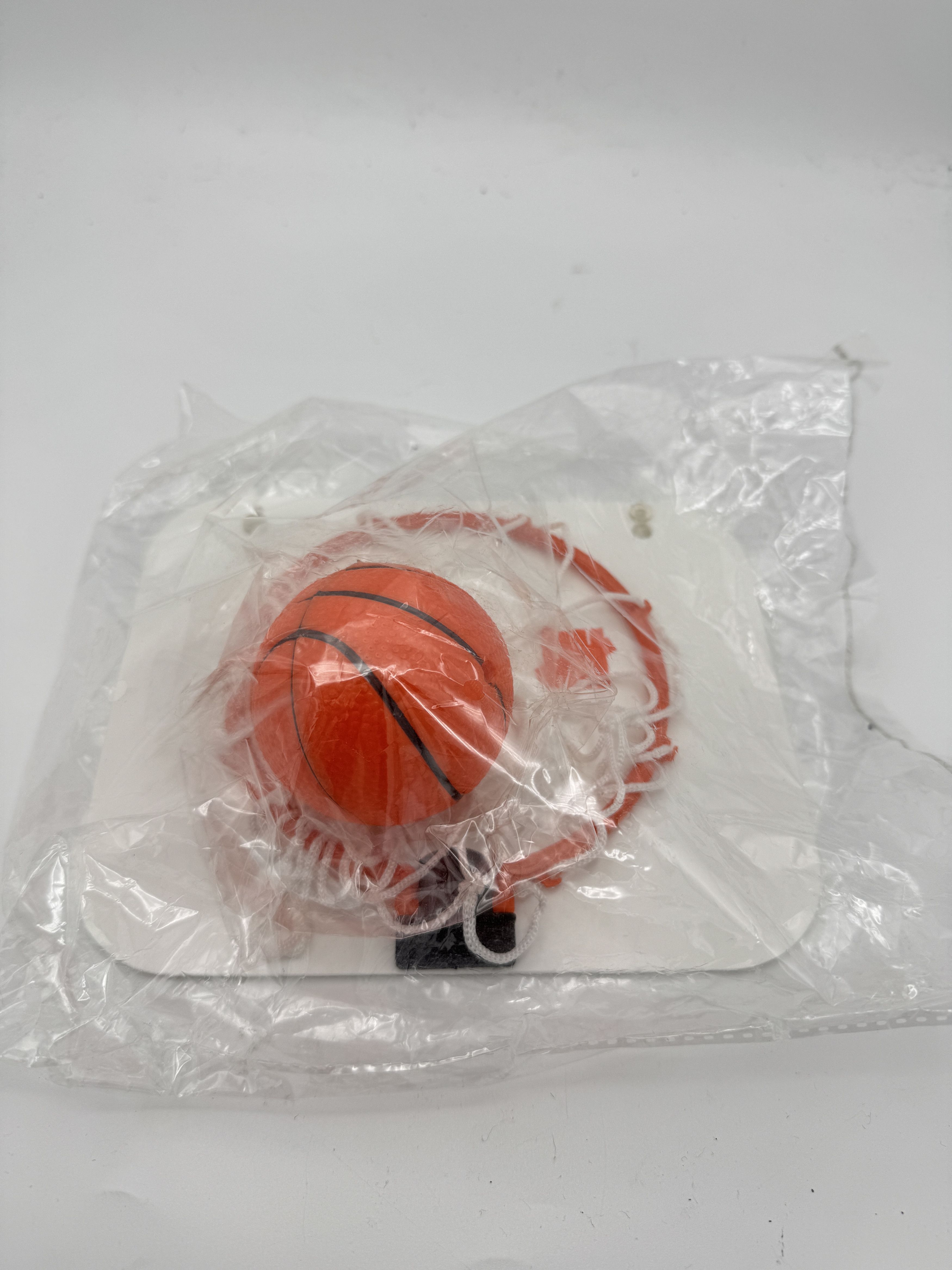 Nike × Undefeated Undefeated x Nike x Kobe Mini Hoop and Ball F&F Size ONE SIZE - 2 Thumbnail