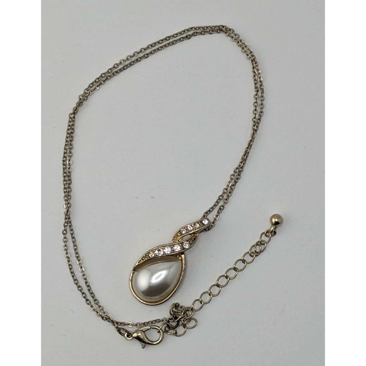 Other Elegant Faux Pearl Necklace With Gold-Tone Metal & Crystal A Size ONE SIZE - 4 Thumbnail