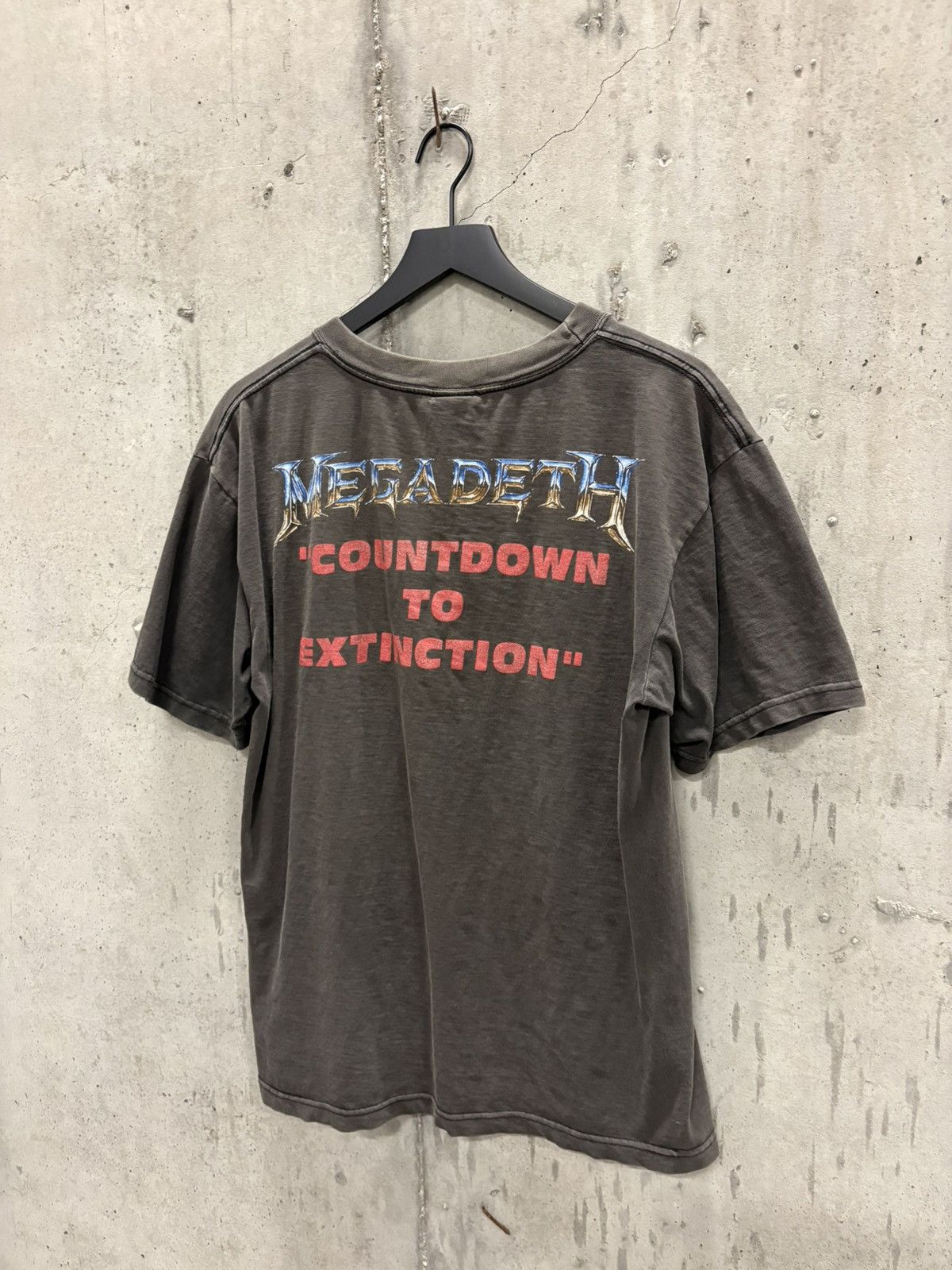 Band Tees Vintage Megadeath Shirt Thrashed Faded Grunge Band Acme Tag Size US L / EU 52-54 / 3 - 4 Thumbnail