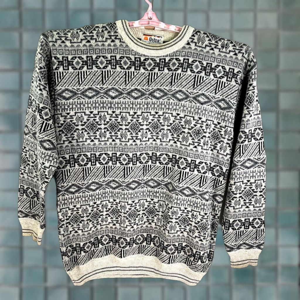 Vintage VINTAGE Oster Fair Isle Sweater Men Size L Wool Crew Neck Chunky Knit 80s 90s Outdoor Winter Size US L / EU 52-54 / 3 - 1 Thumbnail