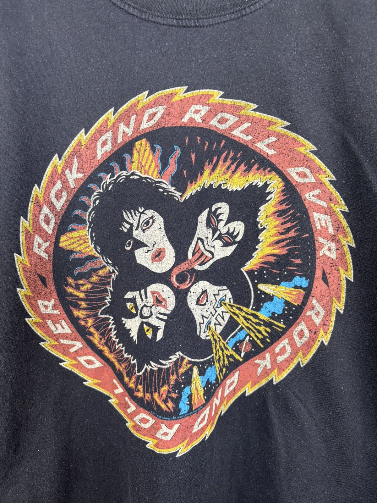Band Tees × KISS Kiss 2017 big logo vintage t shirt size M-L Size US L / EU 52-54 / 3 - 2 Thumbnail