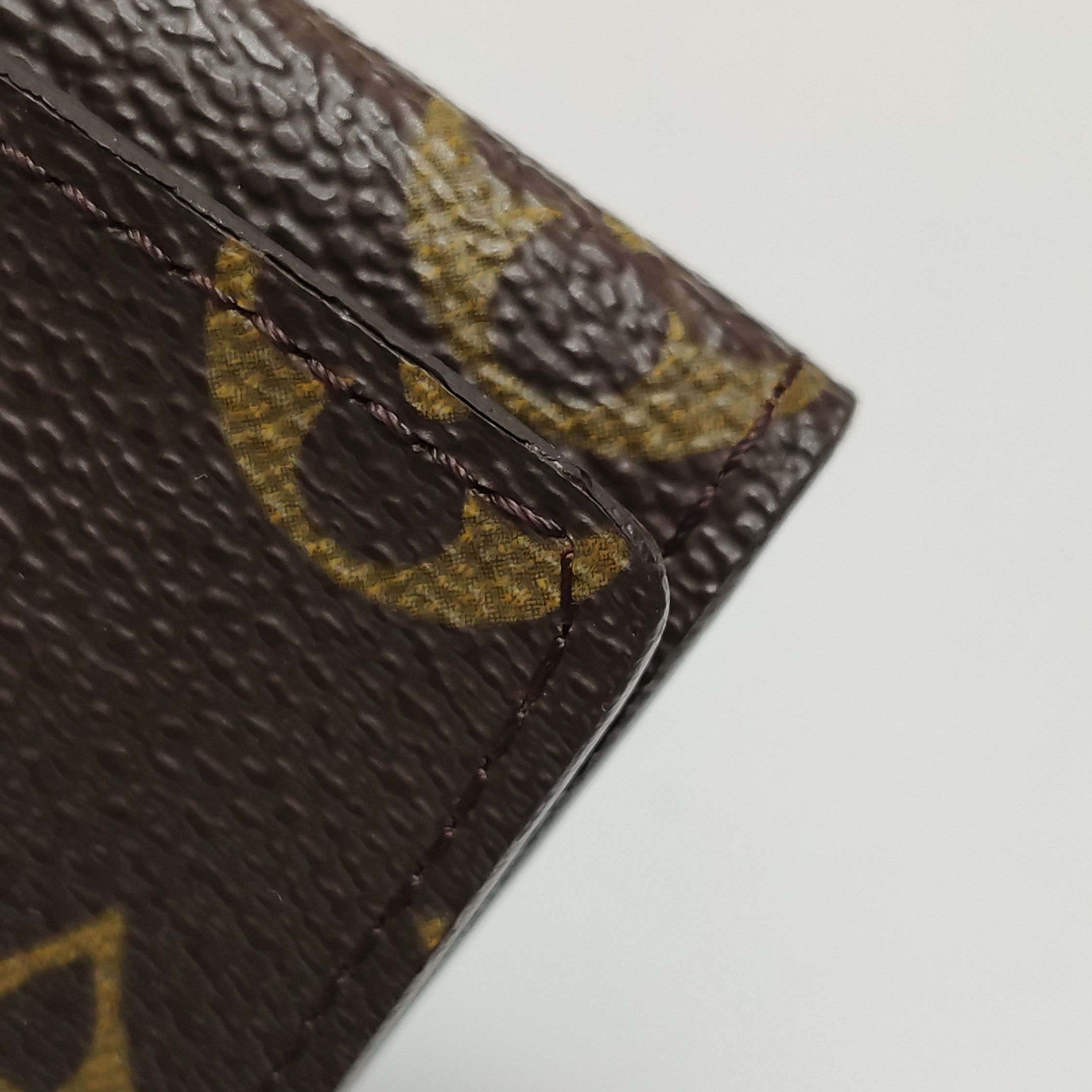 Louis Vuitton Louis Vuitton (LV) Cowhide Monogram Print Card Holder -y250 Size ONE SIZE - 7 Thumbnail