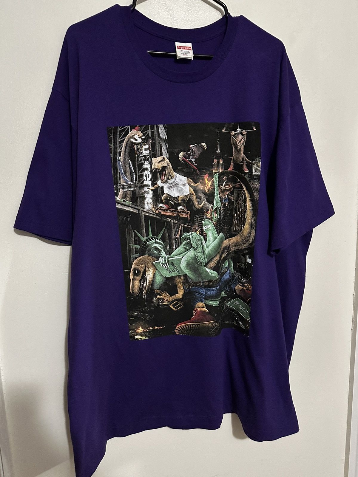 ★2023SS WEEK1★Supreme T-Rex Tee Supreme T-Rex Tee (SS23) - $40