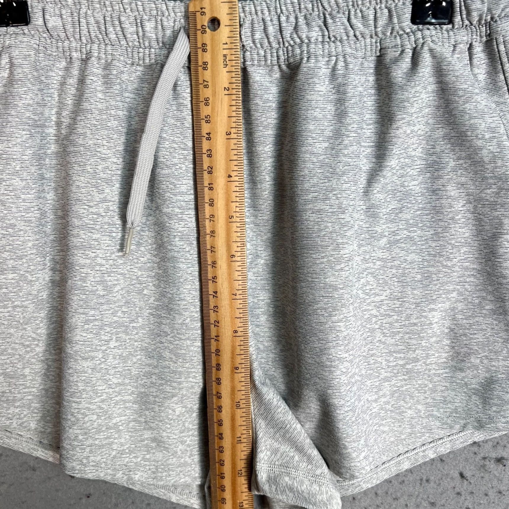 Outdoor Voices VINTAGE Outdoor Voices Womens XS Gray Athletic Shorts w/ Drawstring & Pockets Size 26" / US 2 / IT 38 - 7 Thumbnail