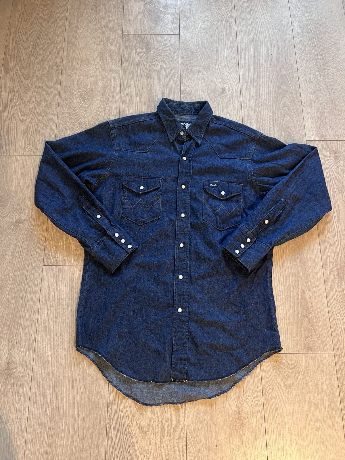 Vintage × Wrangler Vintage 80s Wrangler Denim Pearl Button Up Collared Shirt Size US XL / EU 56 / 4 - 3 Thumbnail
