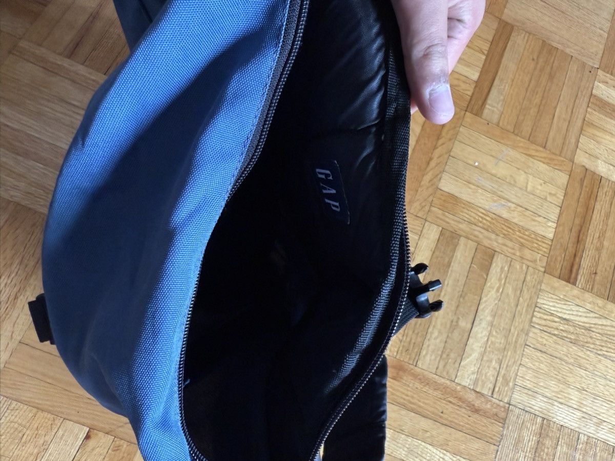 Gap Y2K Gap Blue Crossbody Bag Size ONE SIZE - 3 Thumbnail