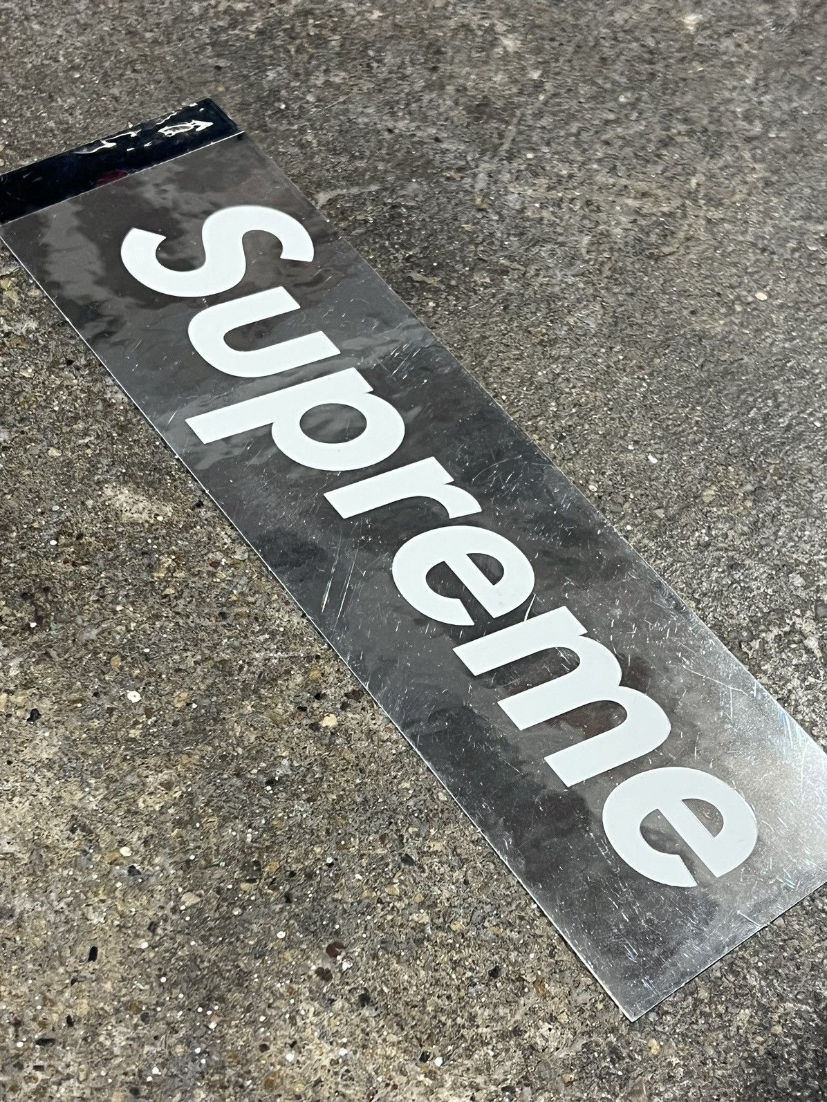 Supreme Supreme Chicago Box Logo Sticker Size ONE SIZE - 3 Thumbnail