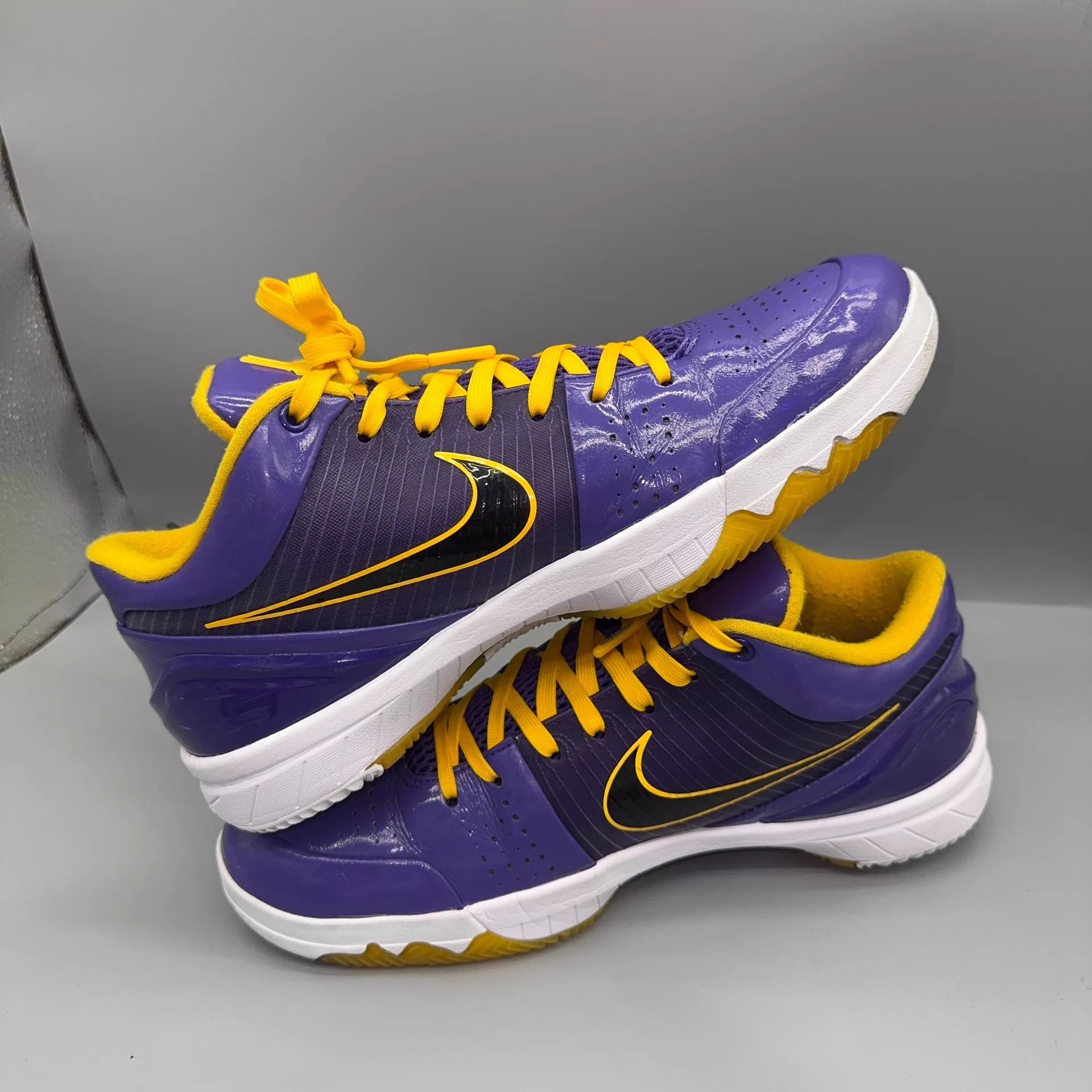 Nike Nike Kobe 4 Protro Lakers Purple Gold CQ3869-500 Size US 9.5 / EU 42-43 - 6 Thumbnail