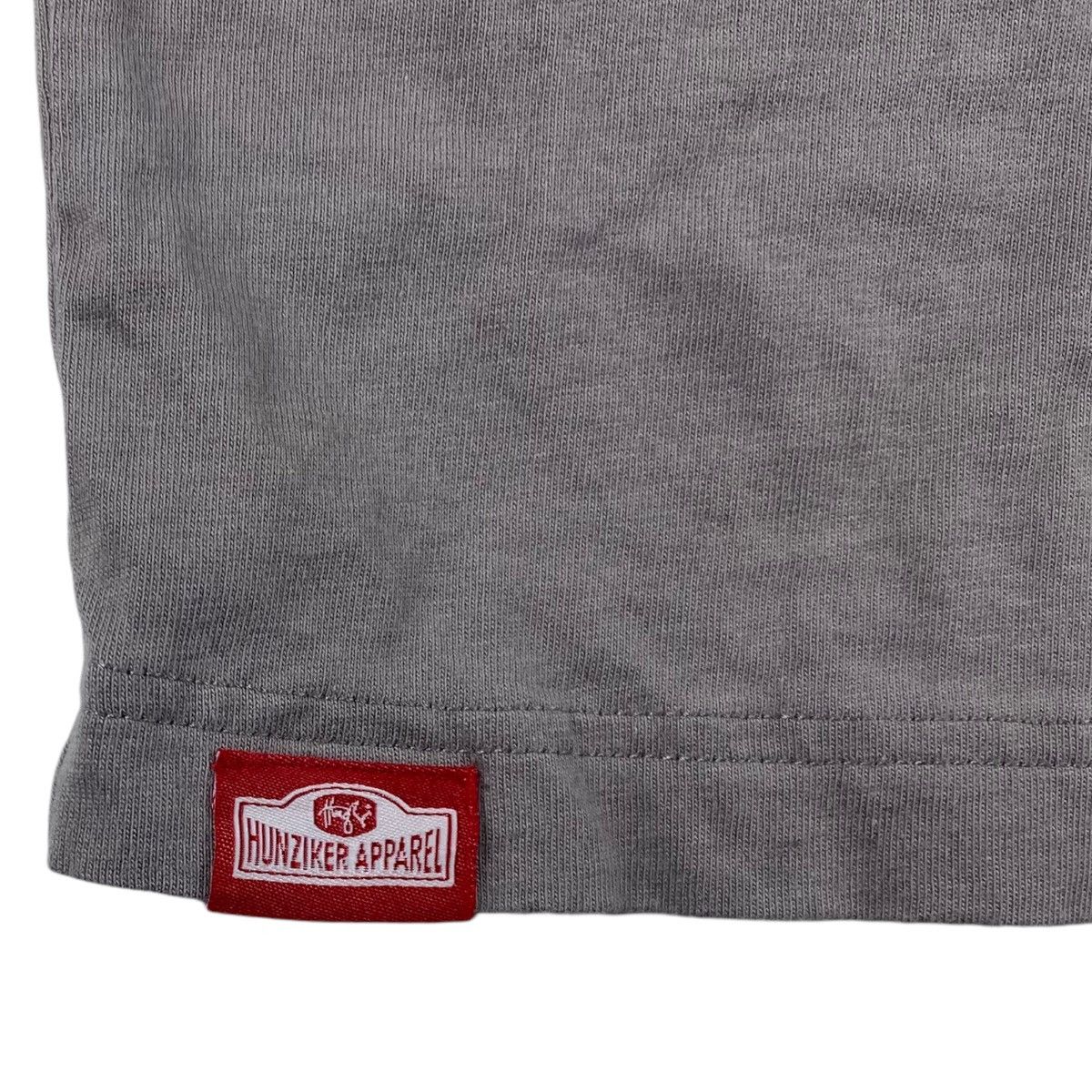 Formula 1 JAMES HUNT Hunziker Apparel Formula 1 Official Racing Size US L / EU 52-54 / 3 - 3 Thumbnail