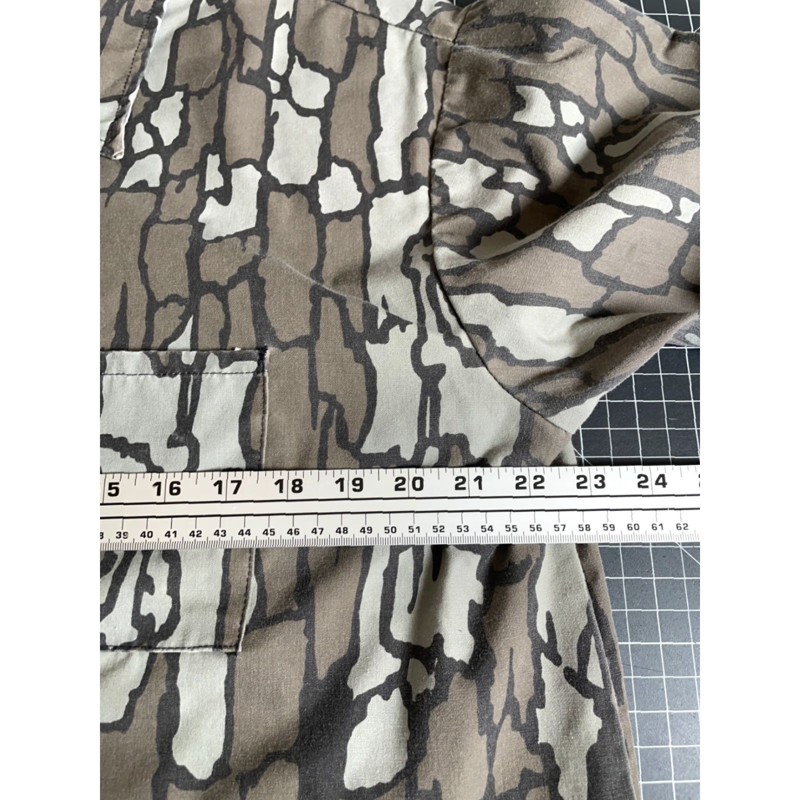 Vintage VINTAGE Trebark Camouflage Shirt Jacket Men's Large Camouflage Cotton Polyester VTG Regular Unlined Pockets Button-Up Twill 80s - Mens Size US L / EU 52-54 / 3 - 6 Thumbnail