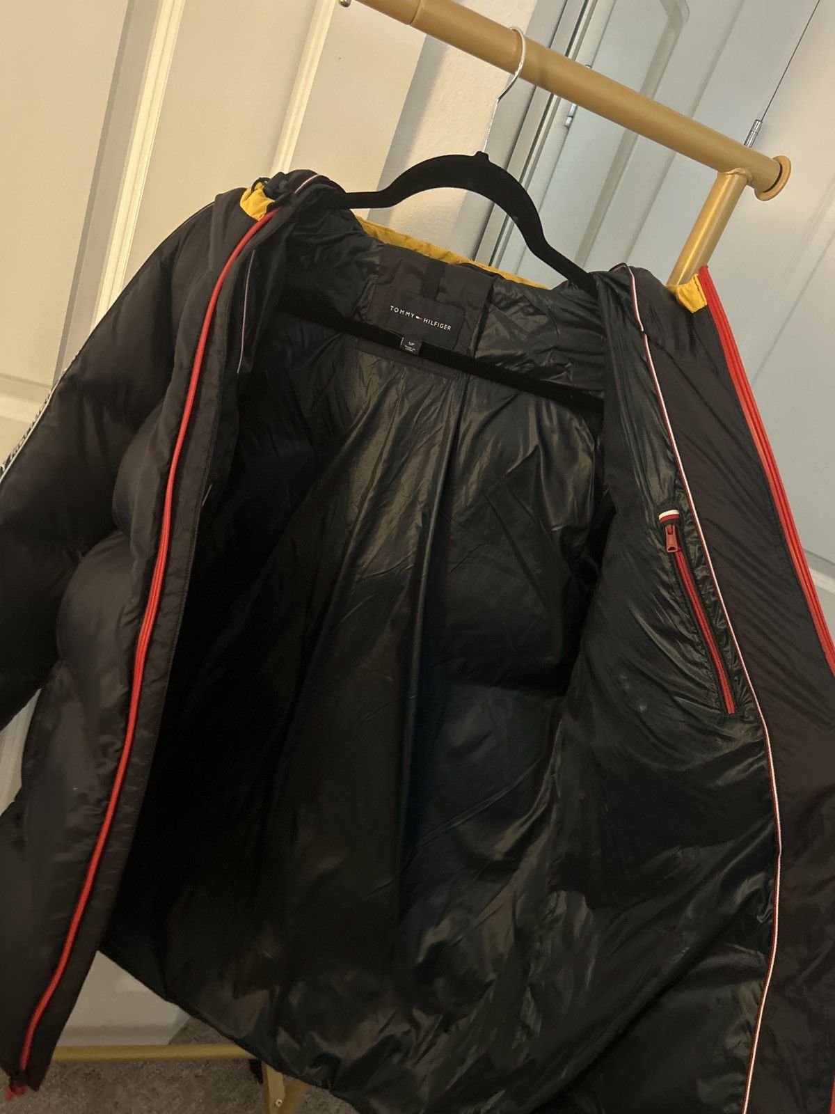 Tommy Hilfiger Tommy Hilfiger Men’s Hooded Alpine Ski Jacket Size US S / EU 44-46 / 1 - 5 Thumbnail