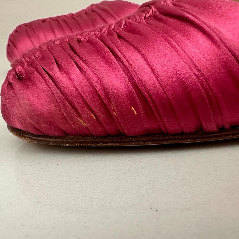 Manolo Blahnik Manolo Blahnik Raspberry Dark Pink Satin Ballet Flats 35.5 Size US 4.5 / IT 34.5 - 7 Thumbnail