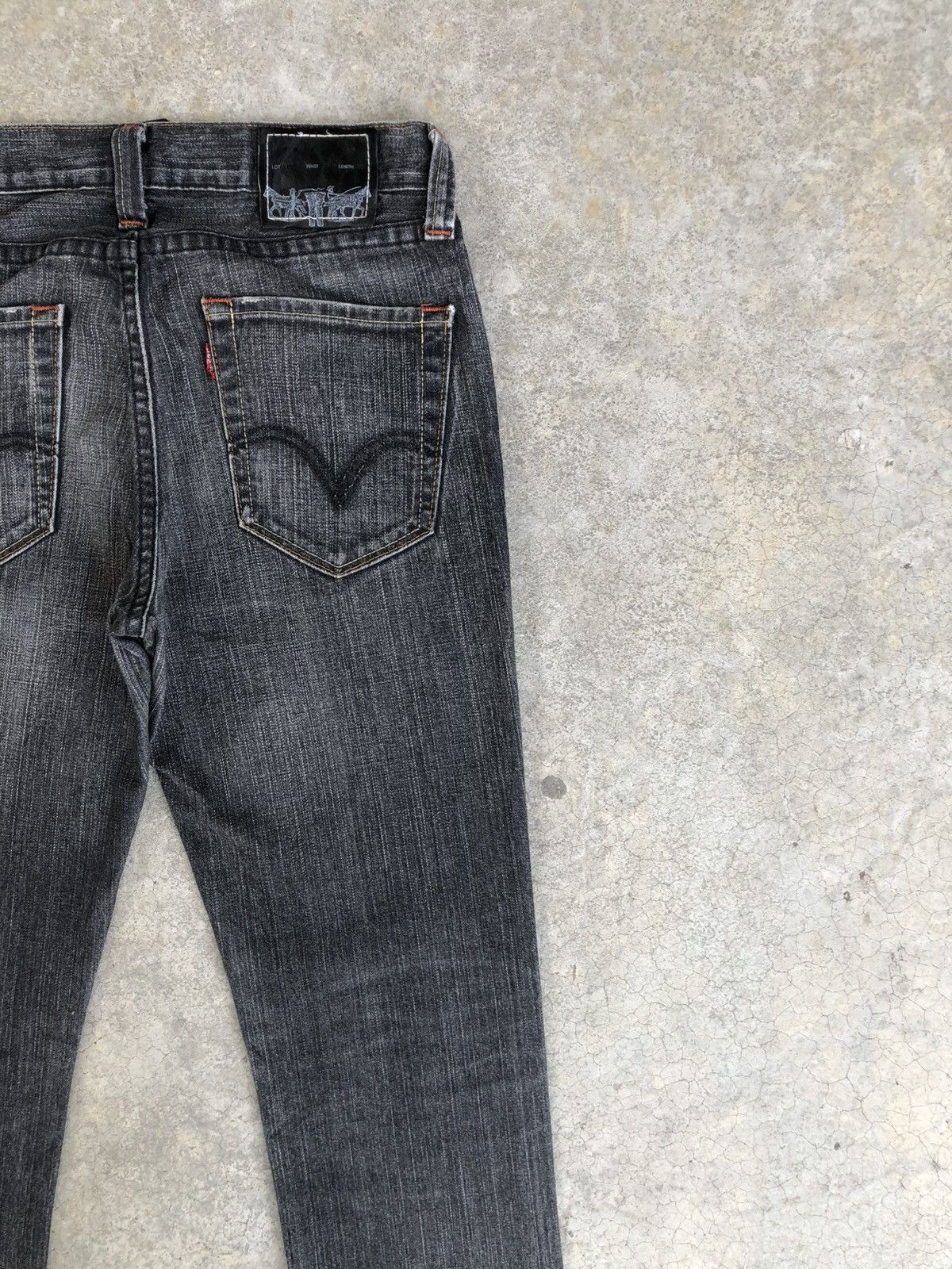 If Six Was Nine Levi’s Flared Jeans Distressed Jeans 517 Size US 29 - 10 Thumbnail