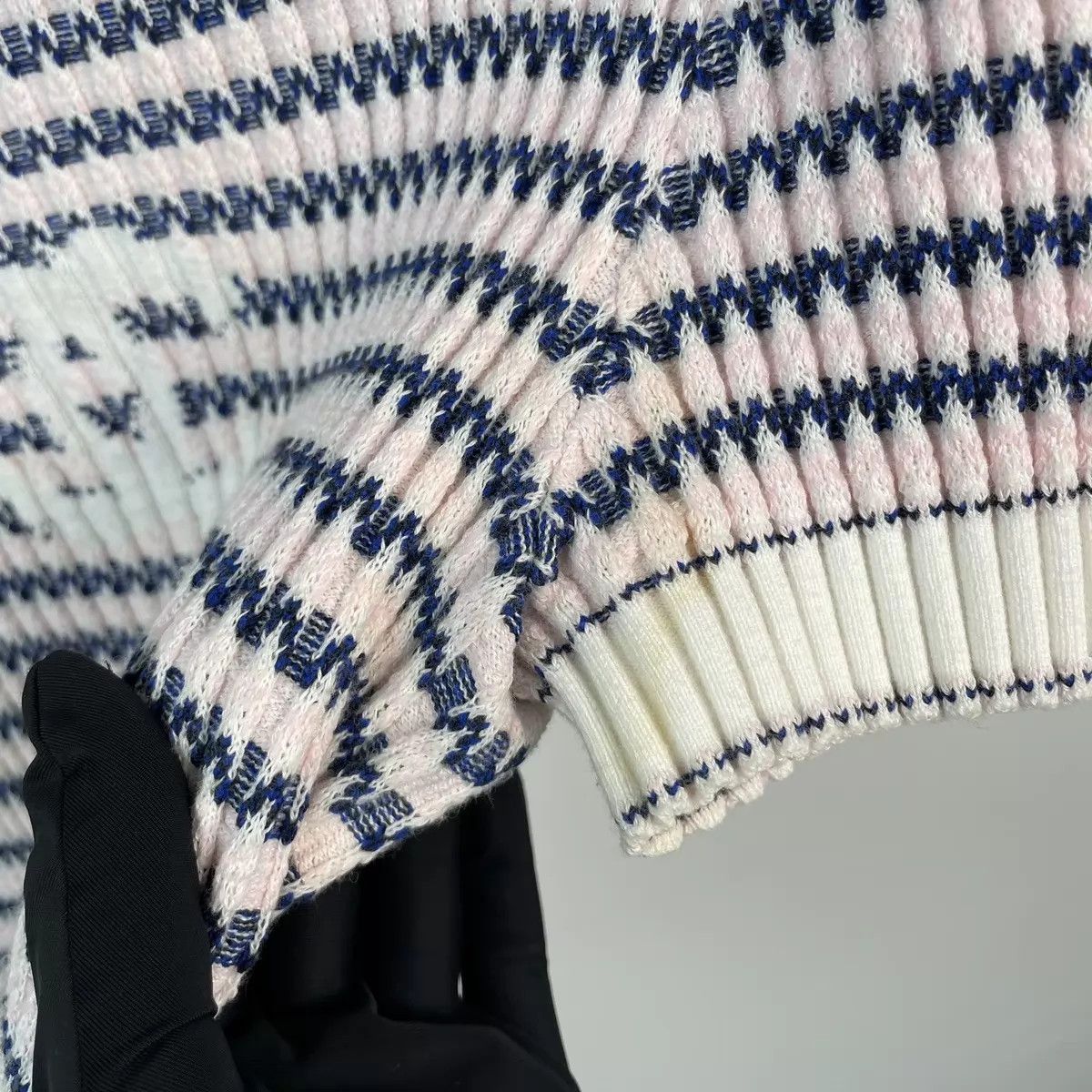 Chanel Chanel color blocked knit sweater FR36 Size XS / US 0-2 / IT 36-38 - 9 Thumbnail