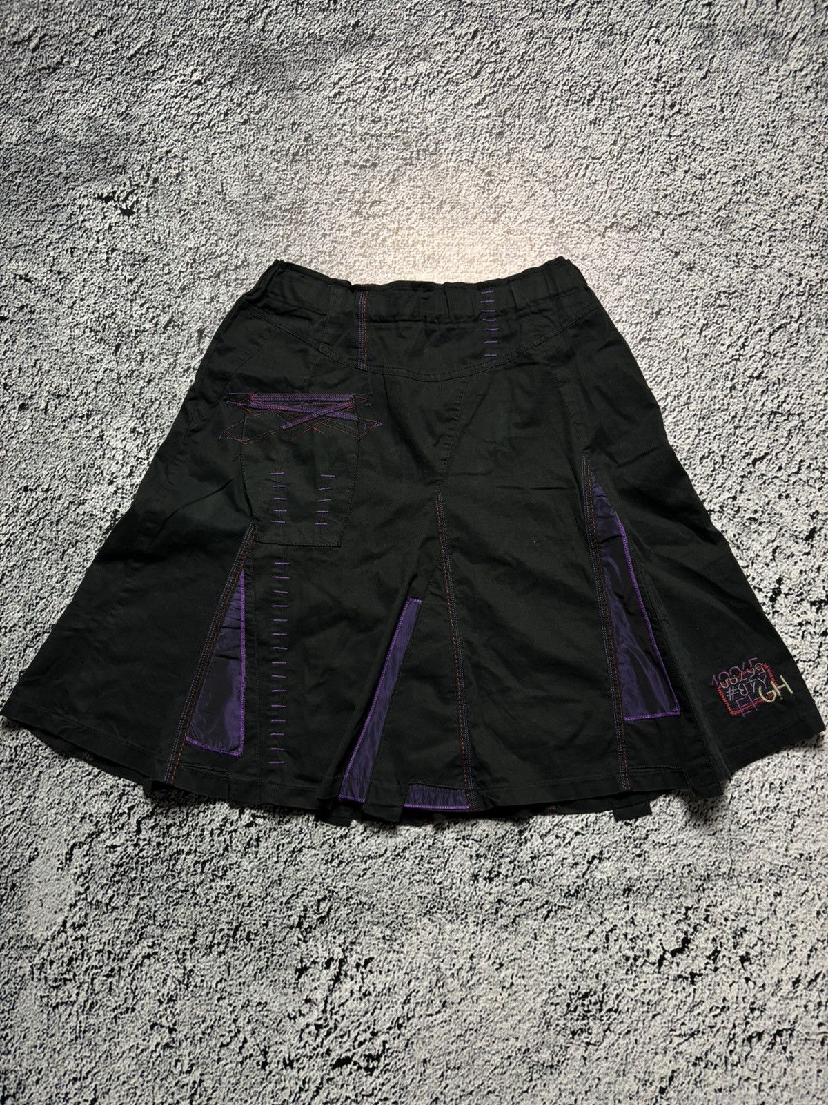 If Six Was Nine Vintage asymmetrical midi skirt with embroidery Size 29" - 1 Thumbnail