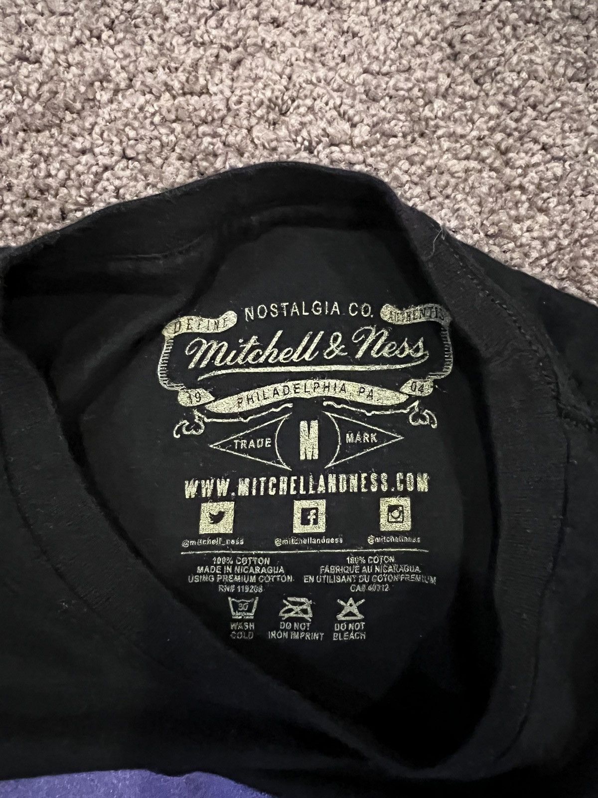 Mitchell & Ness Slam Magazine Cover Allen Iverson Tee Size US M / EU 48-50 / 2 - 4 Thumbnail