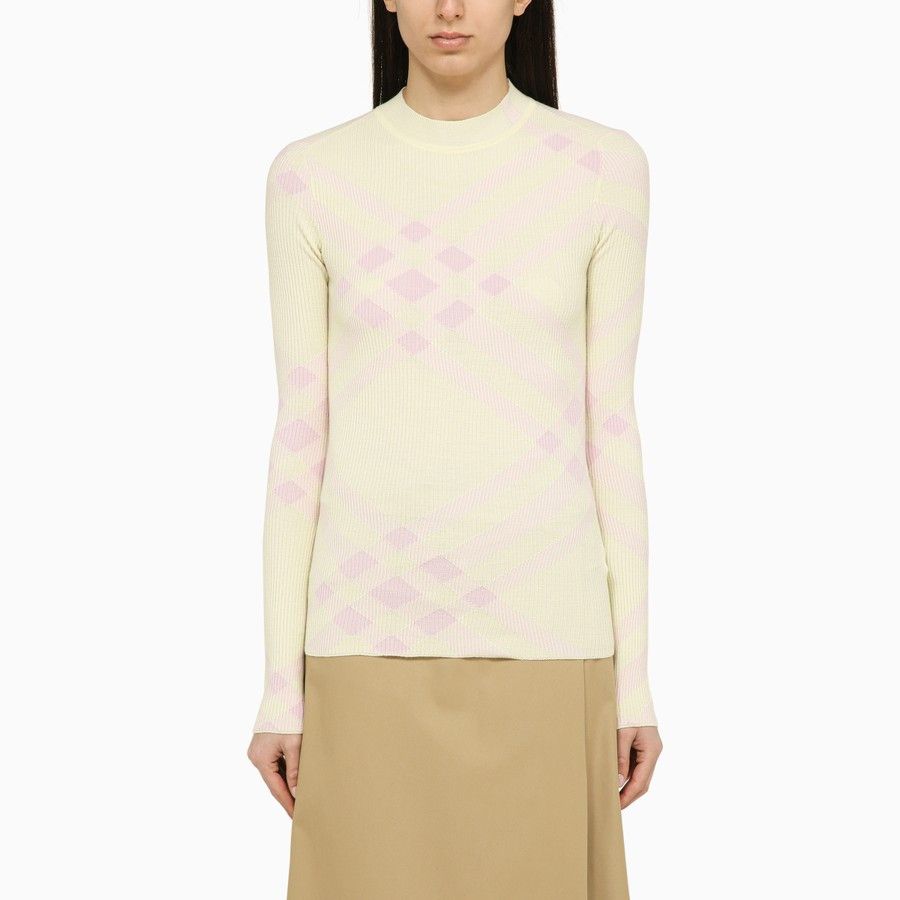 image of Burberry O1D2Blof0224 Sweater In Pink, Women's (Size Medium)