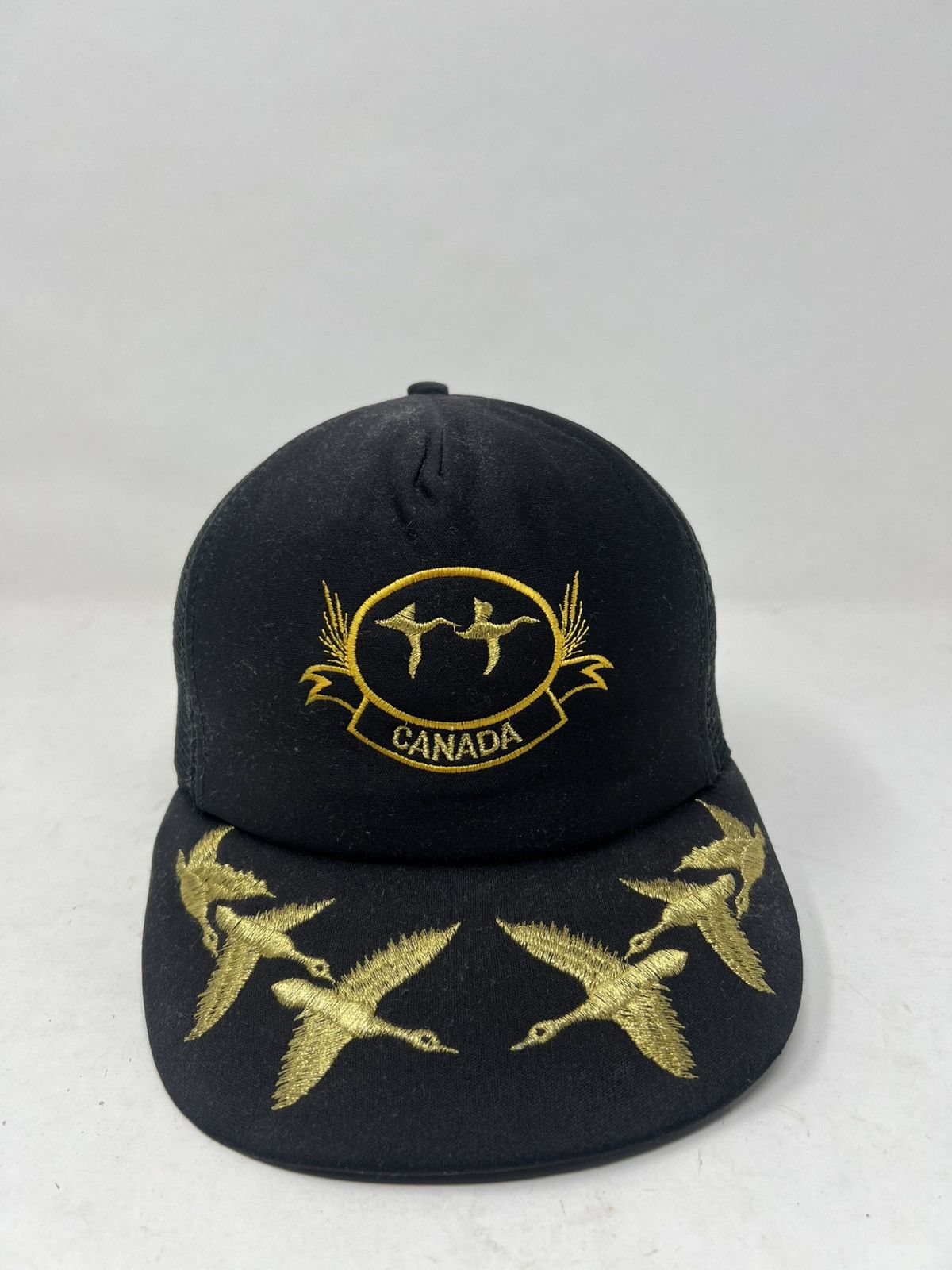 Vintage Vintage Canada Trucker Hat Size ONE SIZE - 5 Thumbnail
