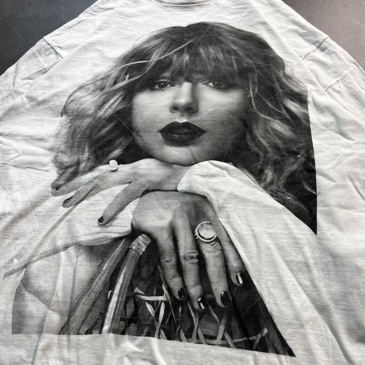 Band Tees Vintage 2000s Taylor Swift The Eras Tour Longsleeve Tee Size US XL / EU 56 / 4 - 8 Thumbnail