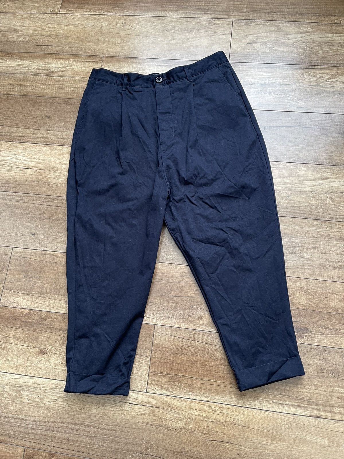 パンツ AMI Women Straight Pants FTR008WV0039 BLACK AMI AMI Women Straight Pants FTR008 WV0039001 Black | Grailed