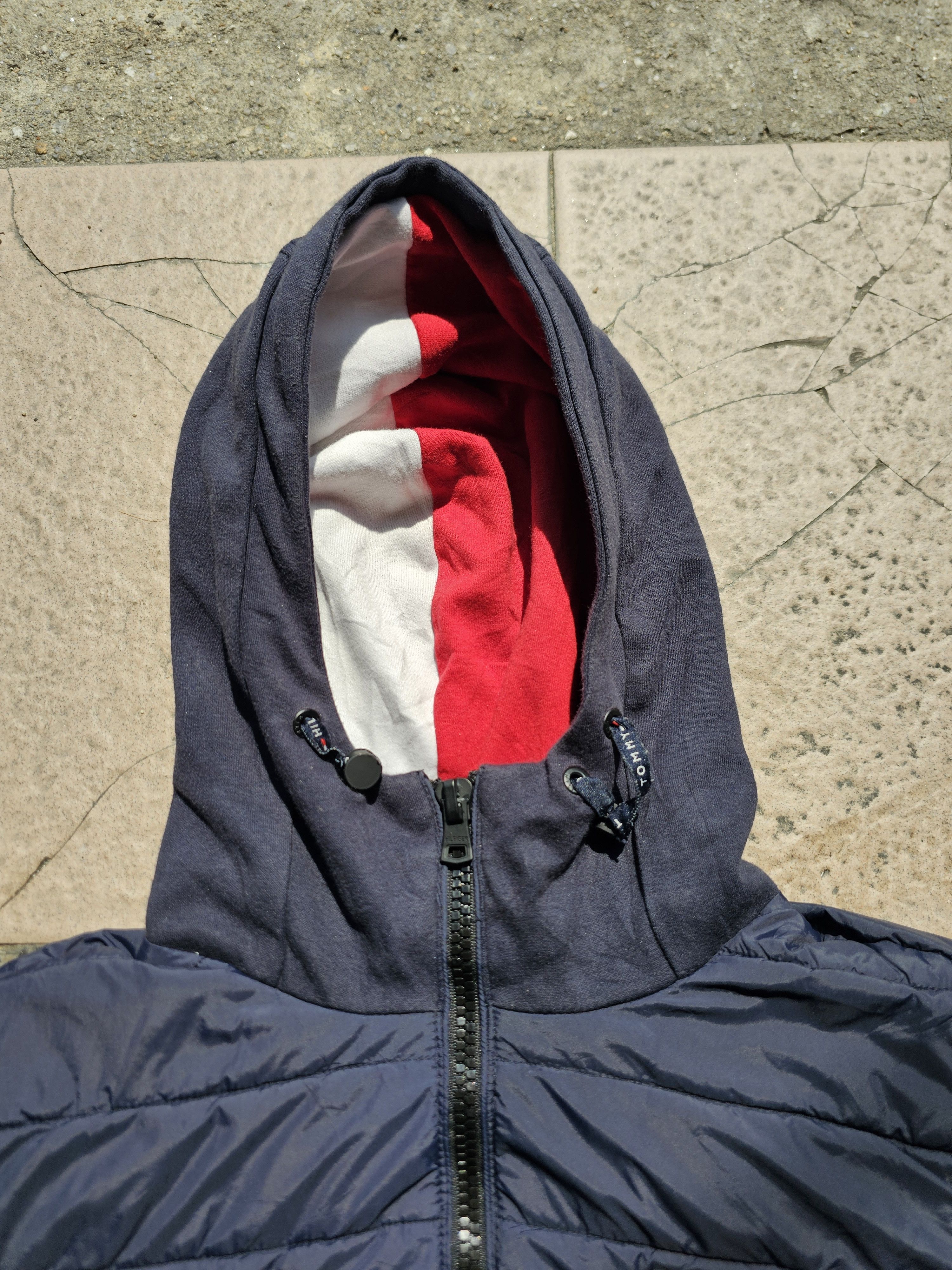 Tommy Hilfiger Tommy Hilfiger Puffer Vest with Hood – Dupont™ Sorona® Fill Size US M / EU 48-50 / 2 - 5 Thumbnail