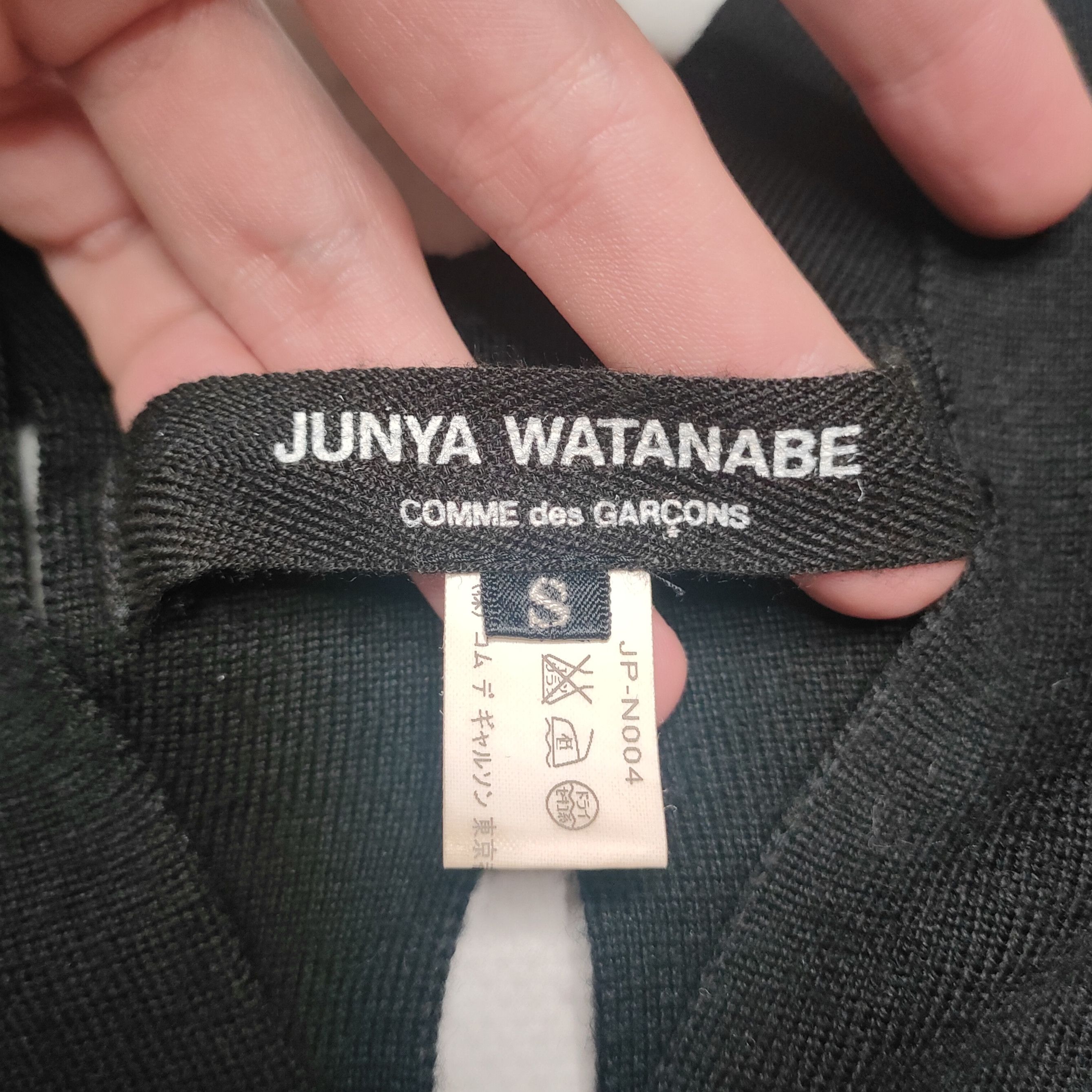 Junya Watanabe Junya watanabe asymetrical holes sweater Size S / US 4 / IT 40 - 4 Thumbnail
