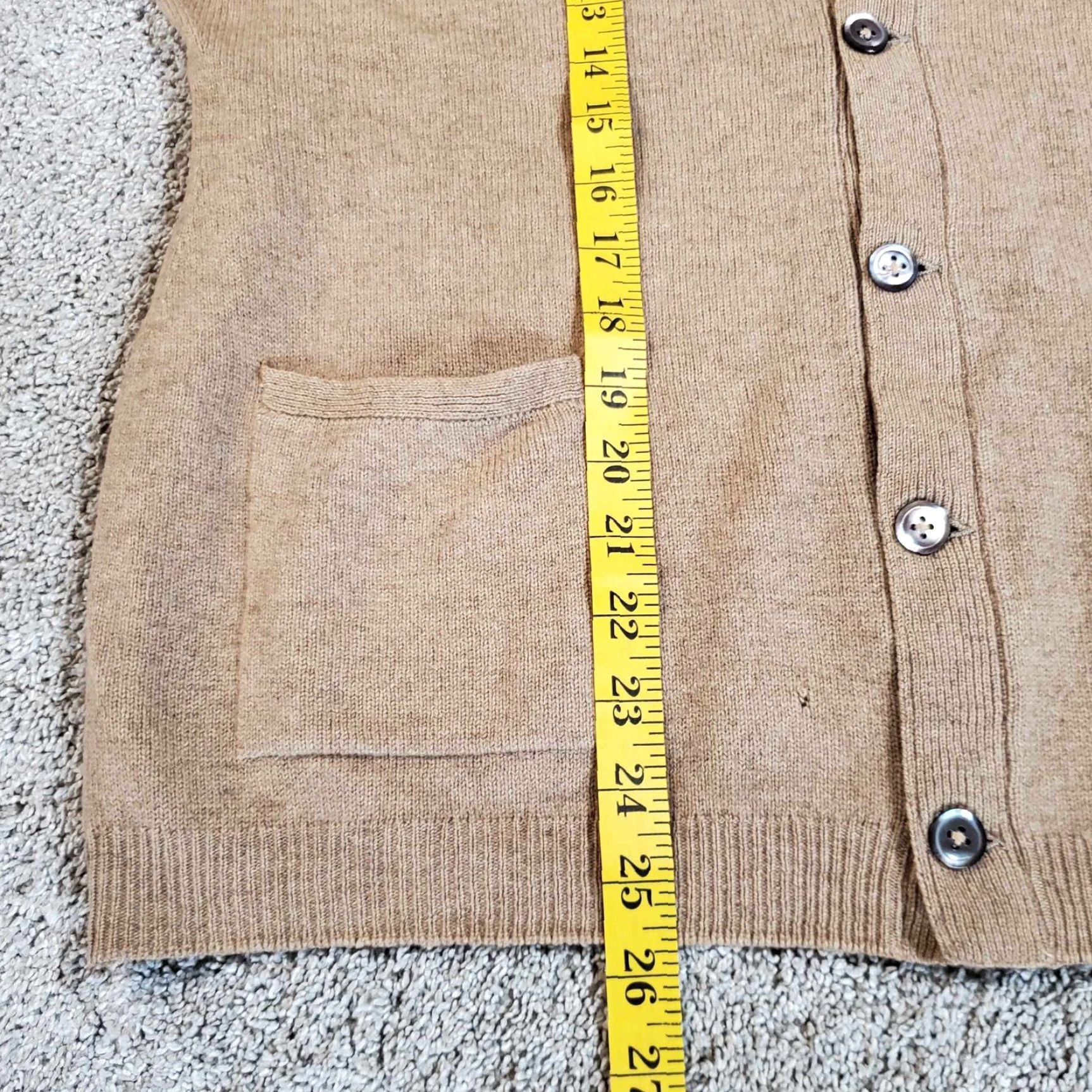 Arrow VINTAGE JAEGER Cashmere Cardigan Sweater Mens L Beige 100% Cashmere Secret/Geek Casual 1950s-60s Mens (if applicable) Size US L / EU 52-54 / 3 - 5 Thumbnail