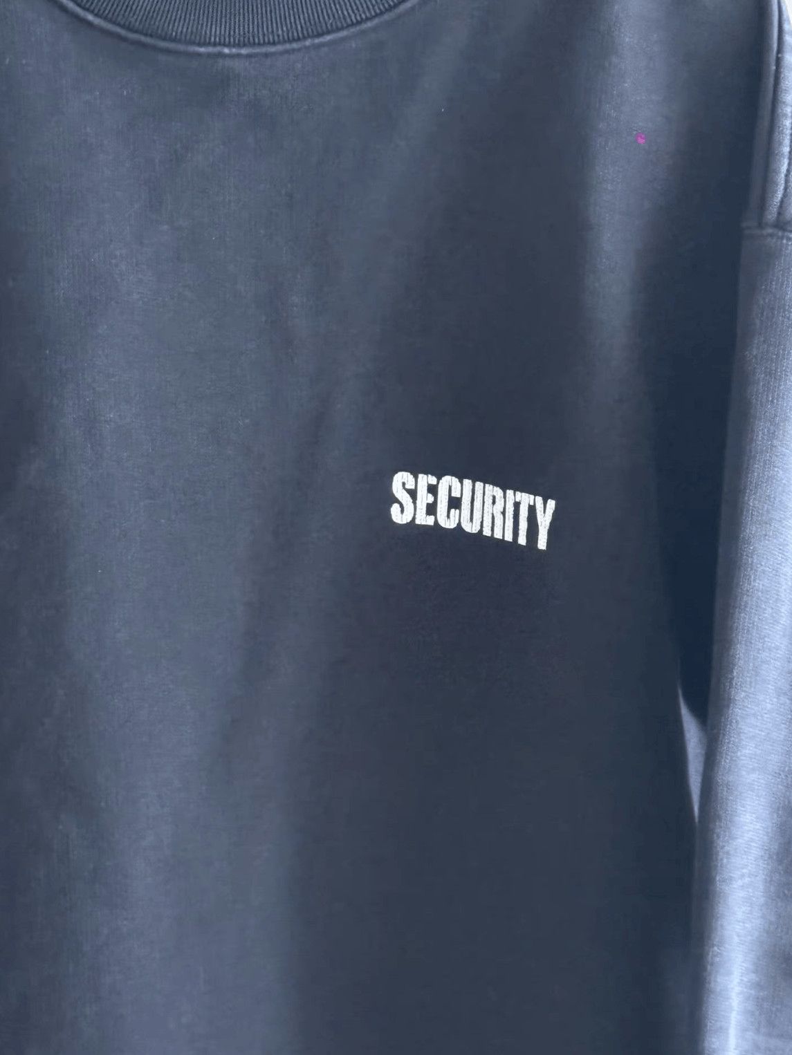 Vetements Vetements Vetements Security Crew Neck-2506 Size US XS / EU 42 / 0 - 3 Thumbnail