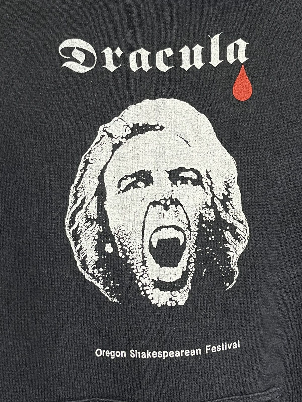 Vintage VINTAGE 80s “DRACULA” OREGON SHAKESPEAREAN FESTIVAL HOODIES Size US S / EU 44-46 / 1 - 3 Thumbnail