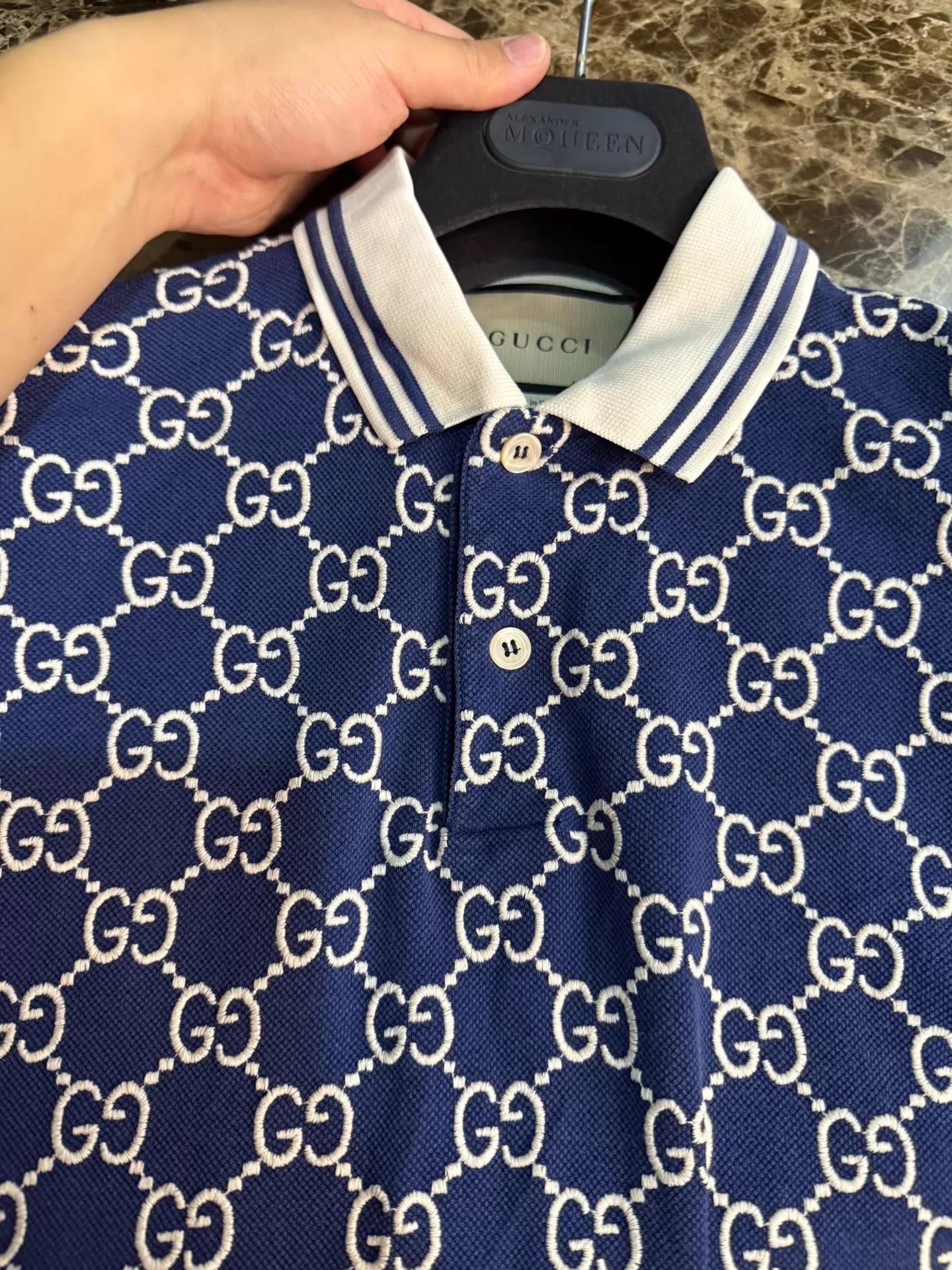 Gucci Gucci Allover Logo Classic T-shirt L Size US L / EU 52-54 / 3 - 3 Thumbnail