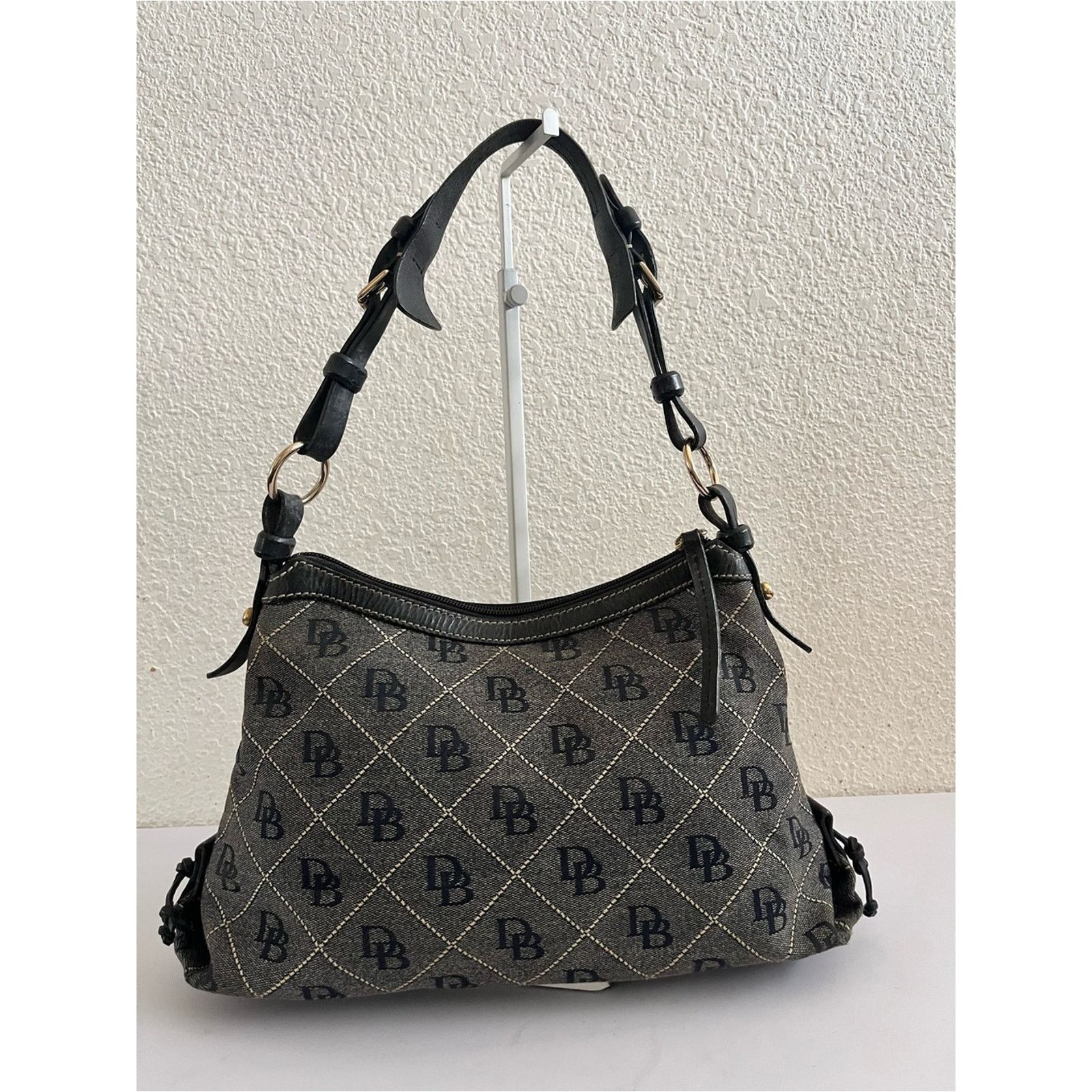 Dooney & Bourke Dooney and Bourke bag Size ONE SIZE - 2 Thumbnail
