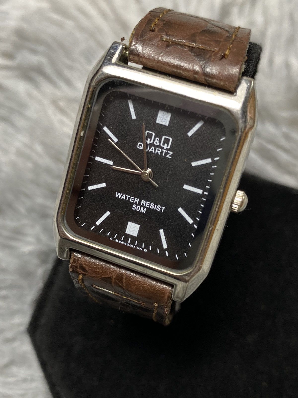 Japanese Brand Classic Brown Leather Quartz Watch | Japanese Brand Size ONE SIZE - 4 Thumbnail