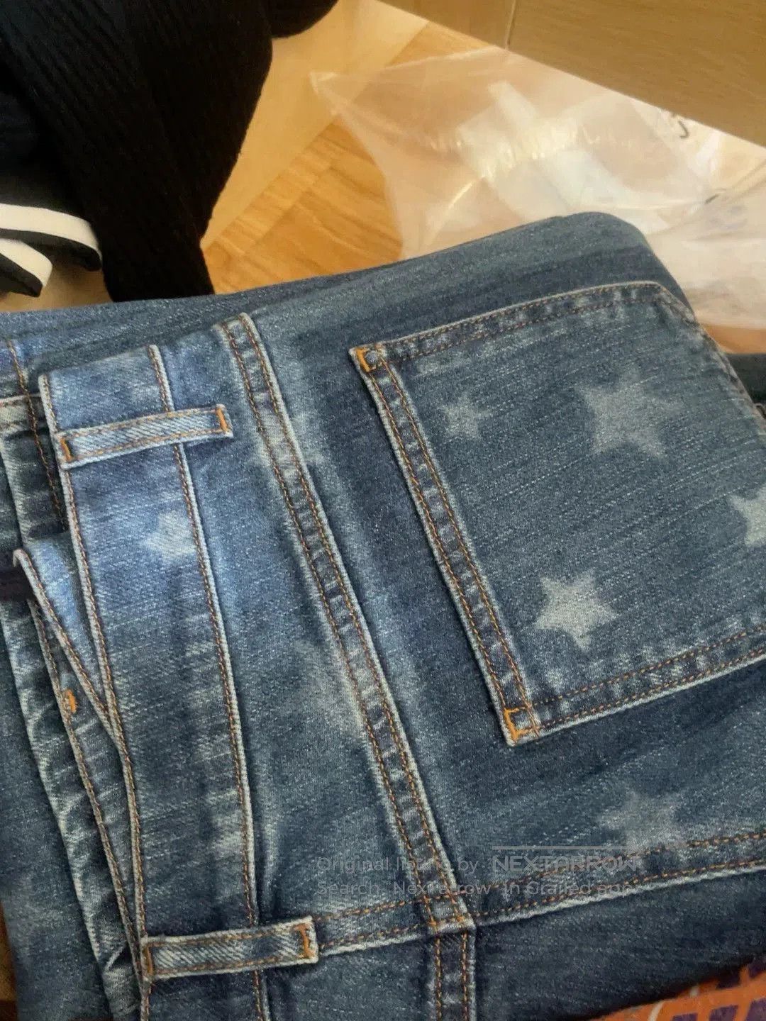 Valentino valentino star print denim jeans size 26. Size US 26 / EU 42 - 8 Thumbnail