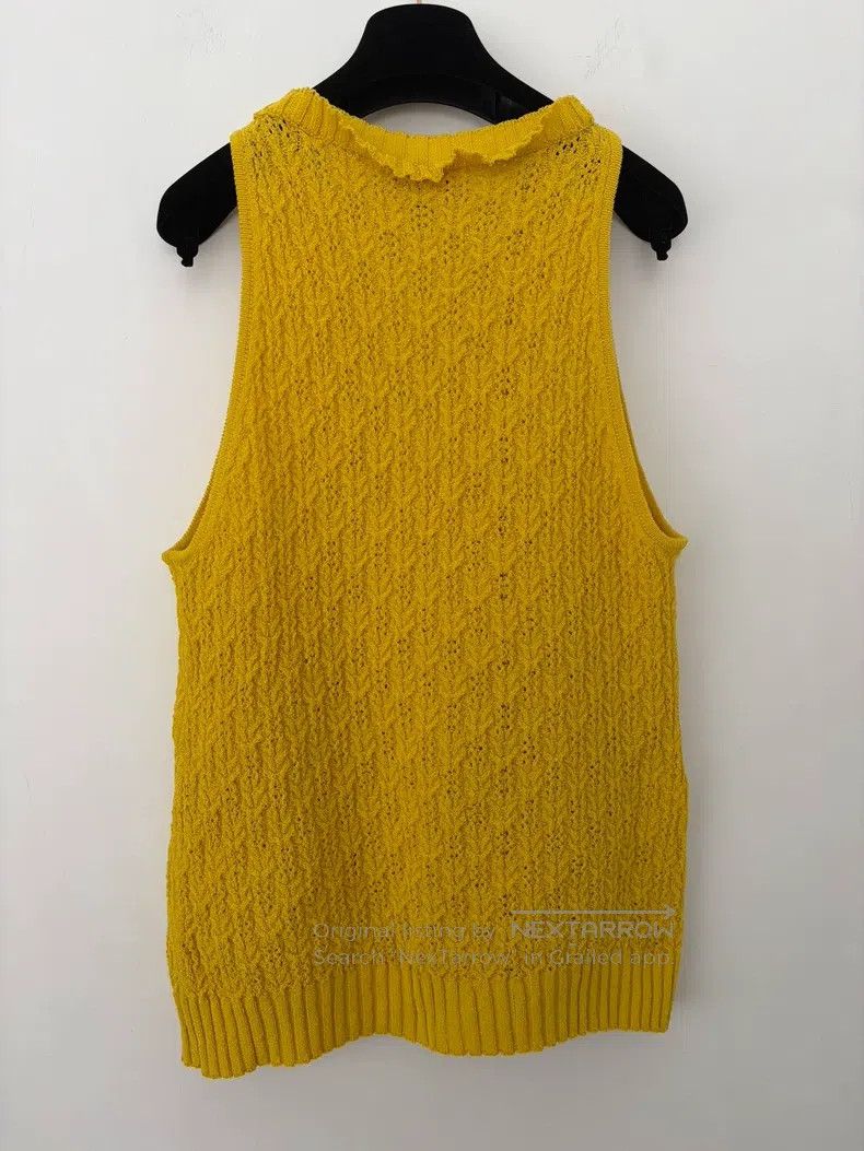 Chanel Chanel Yellow hollow knitted cardigan vest Size XS / US 0-2 / IT 36-38 - 2 Thumbnail
